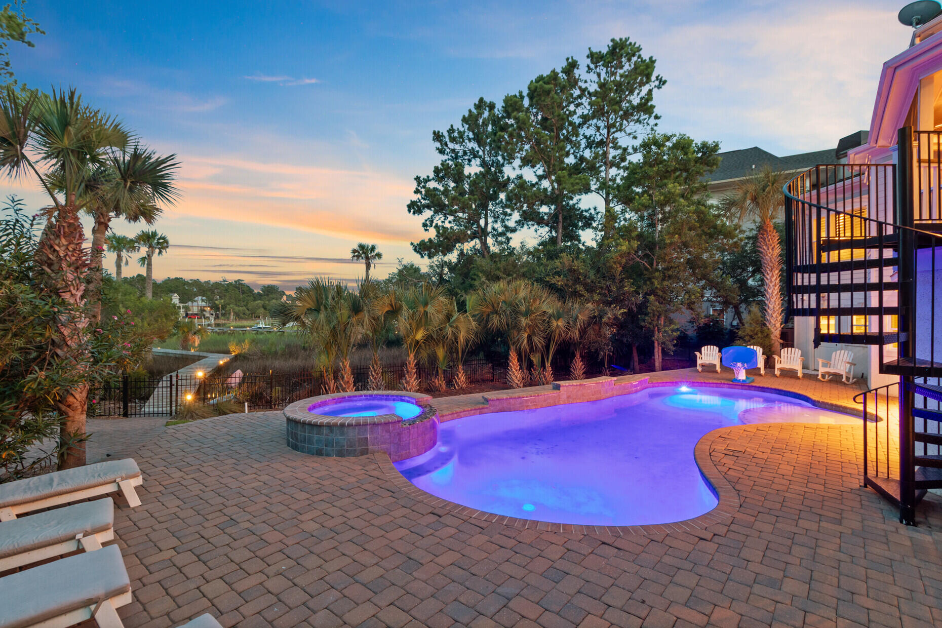 2196 Beckenham Drive