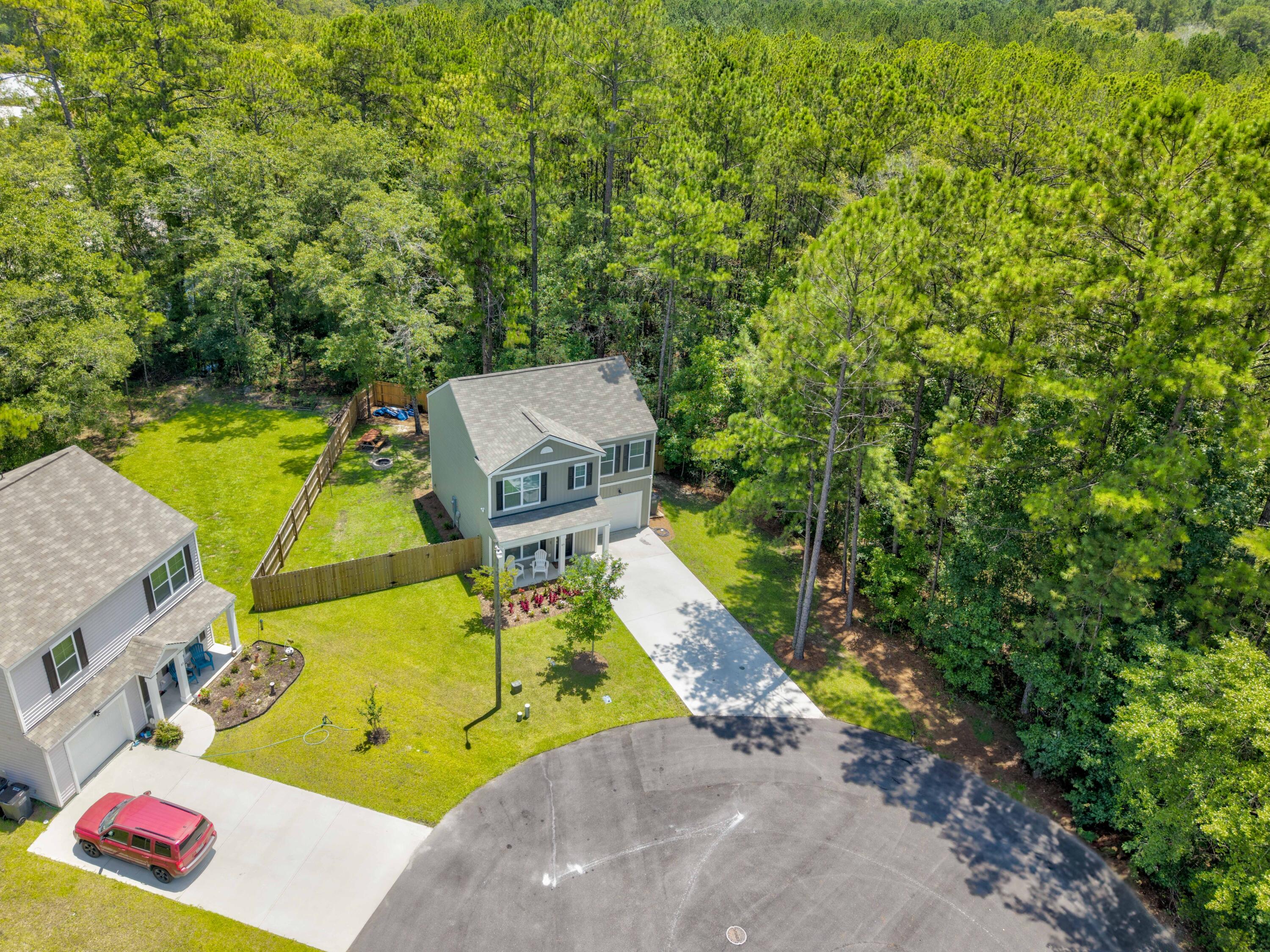 89 Amber Court