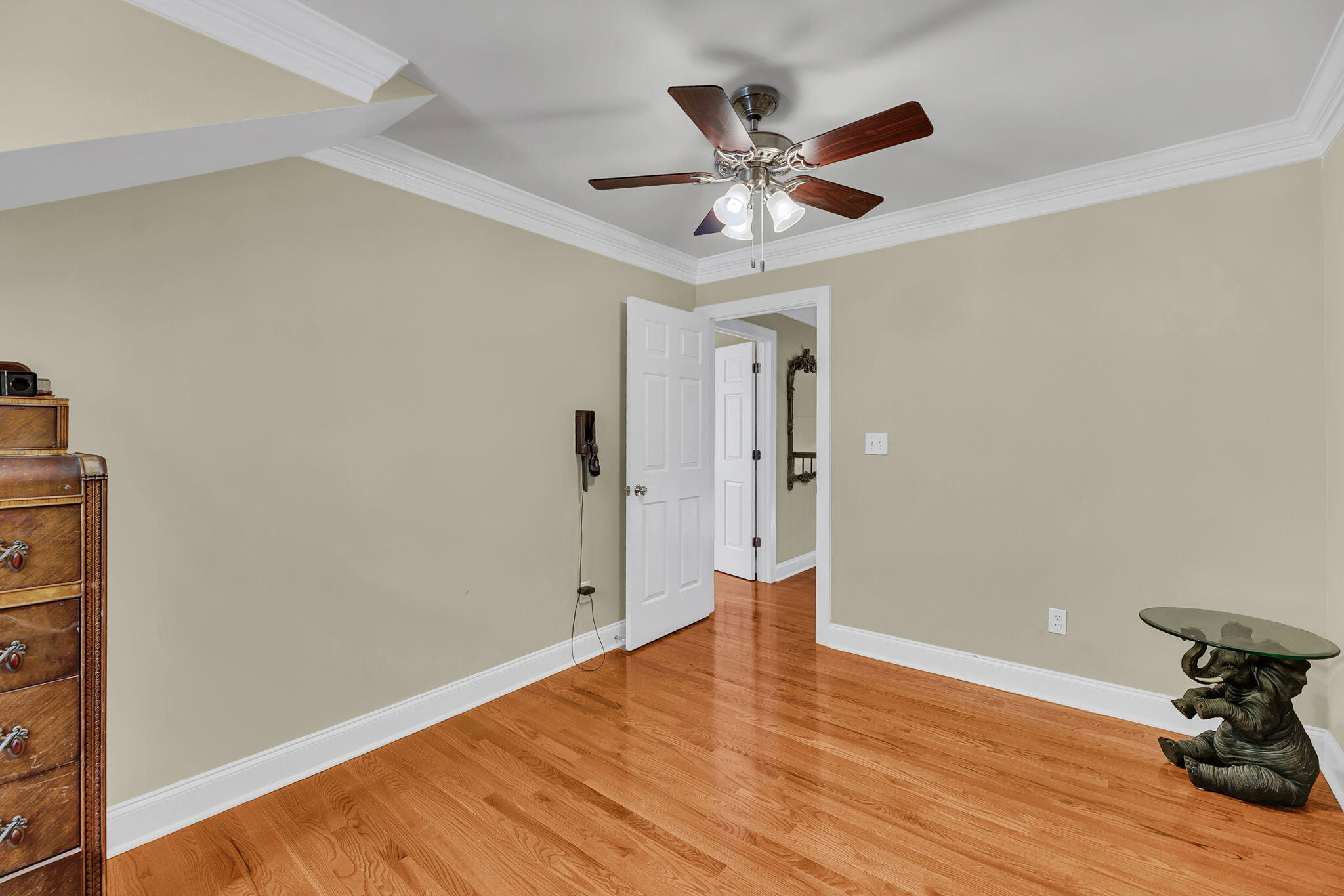 100 N Gateshead Crossing