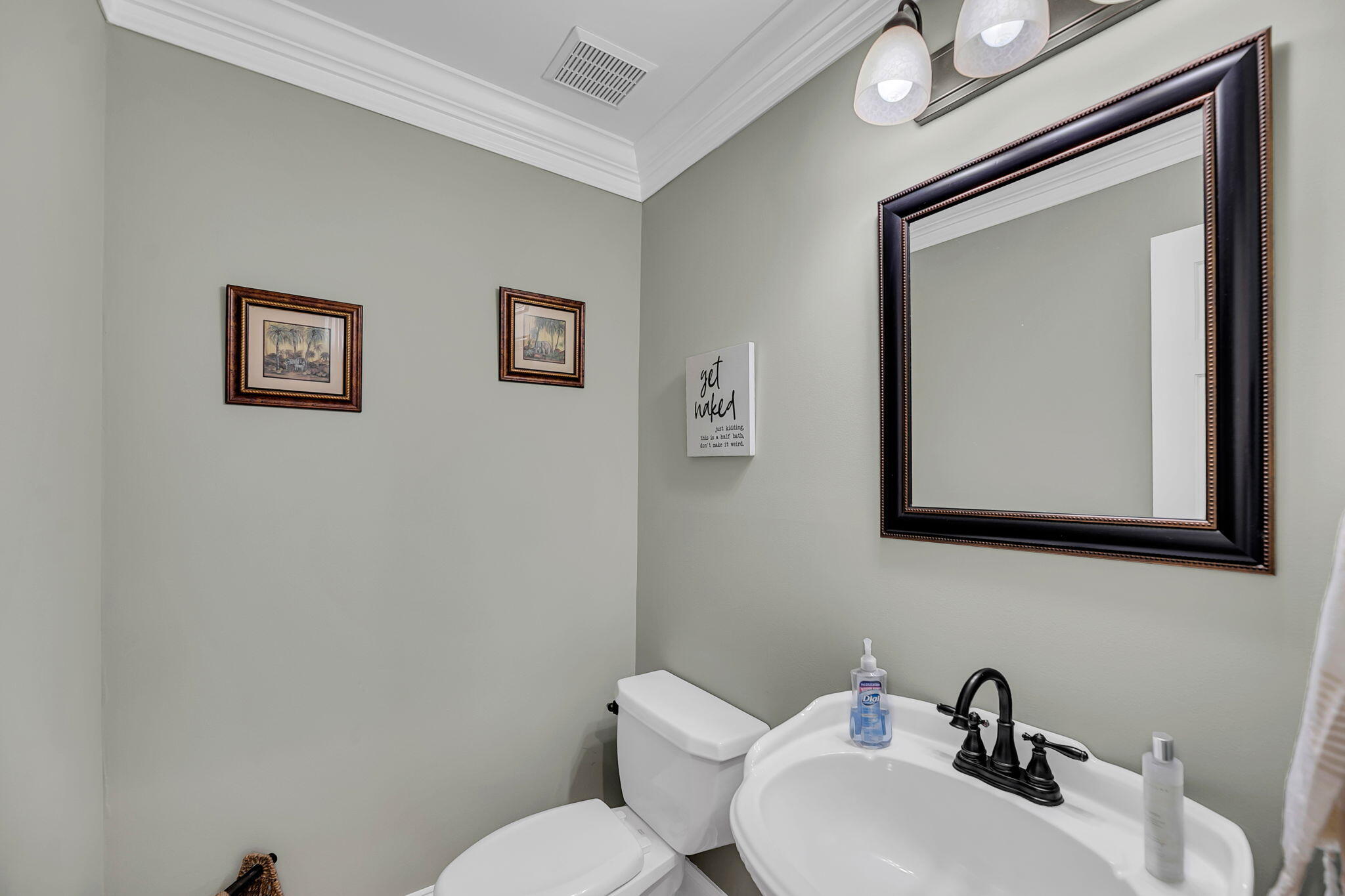 100 N Gateshead Crossing