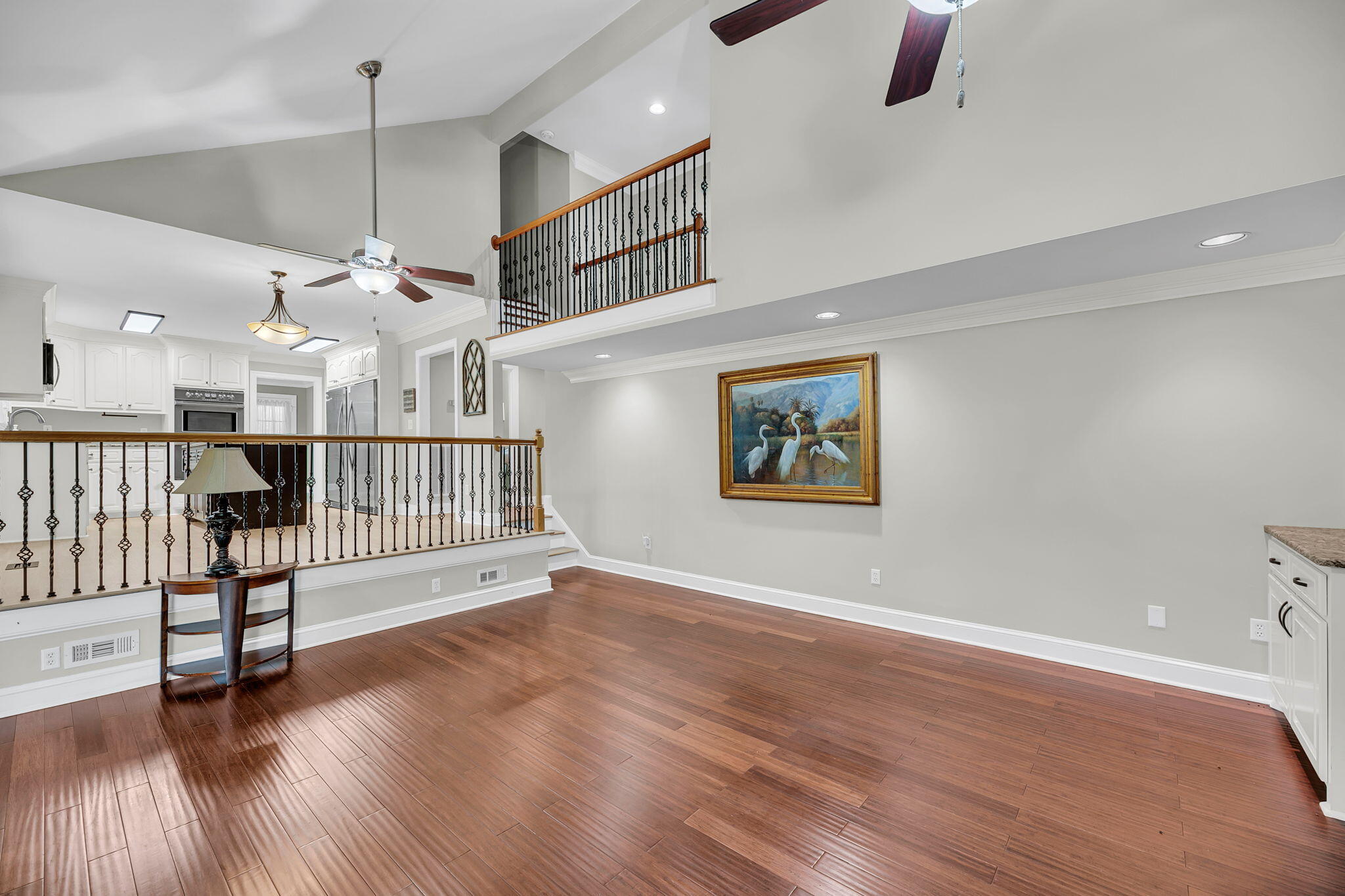 100 N Gateshead Crossing