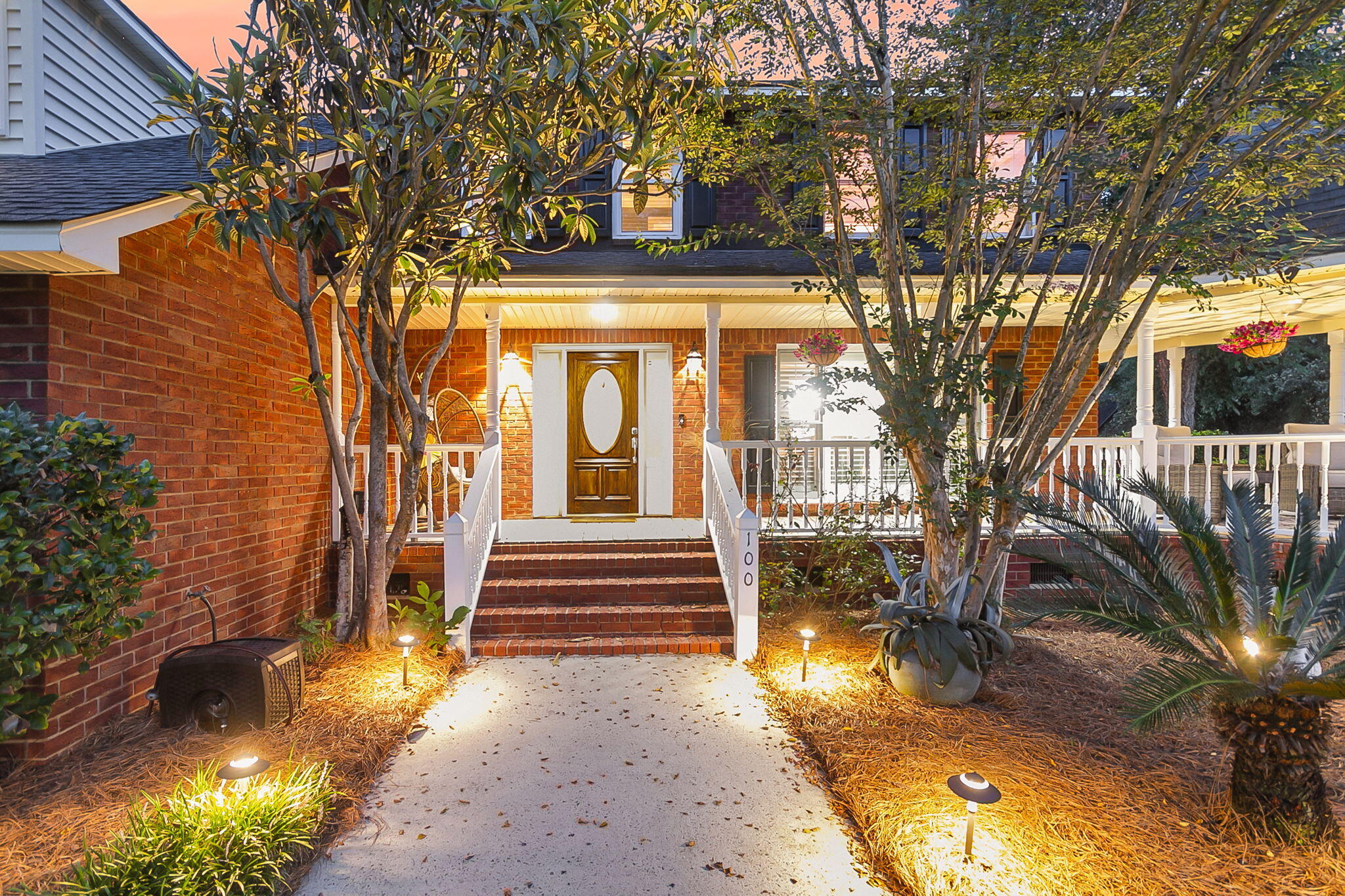 100 N Gateshead Crossing