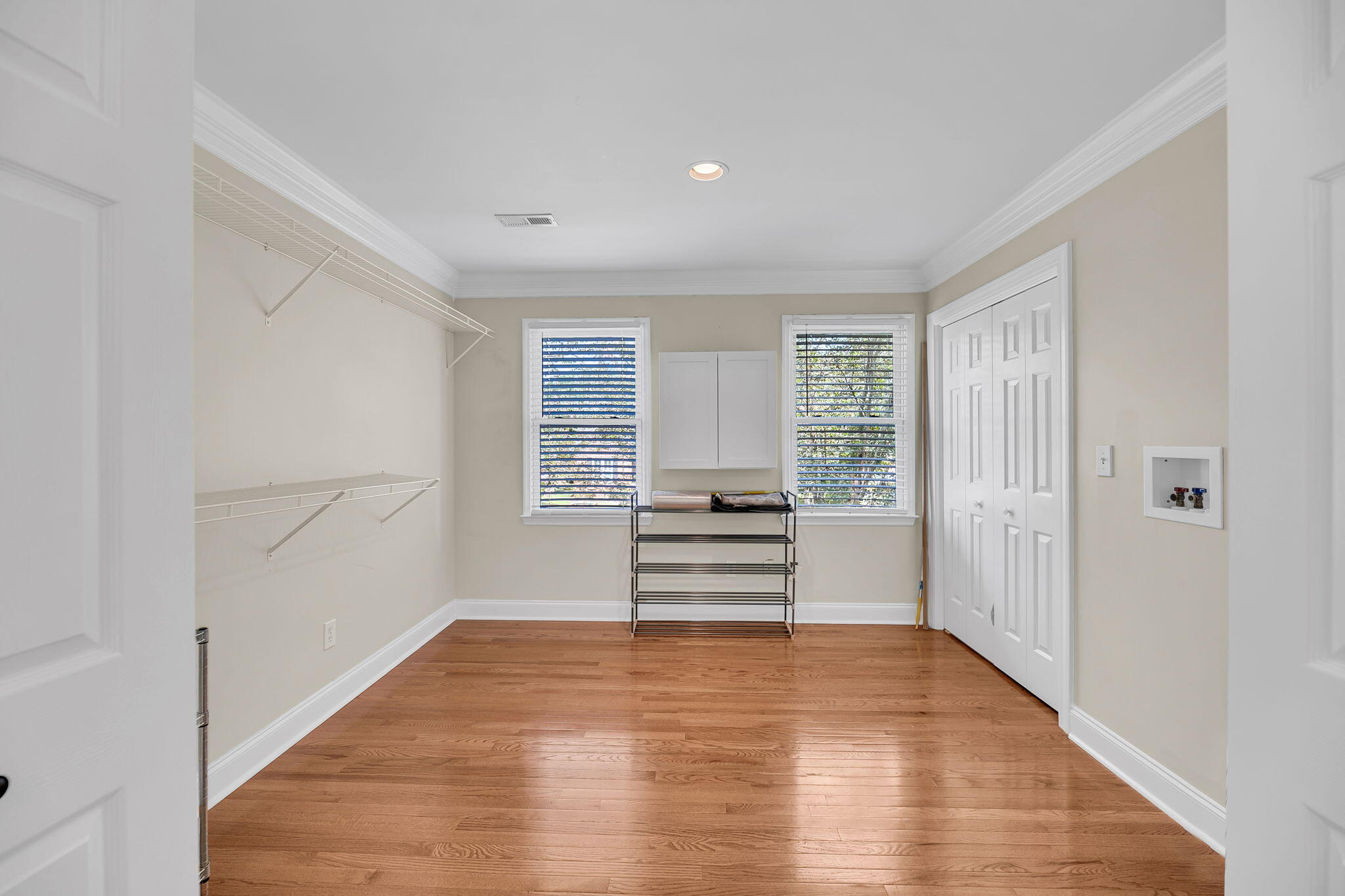 100 N Gateshead Crossing