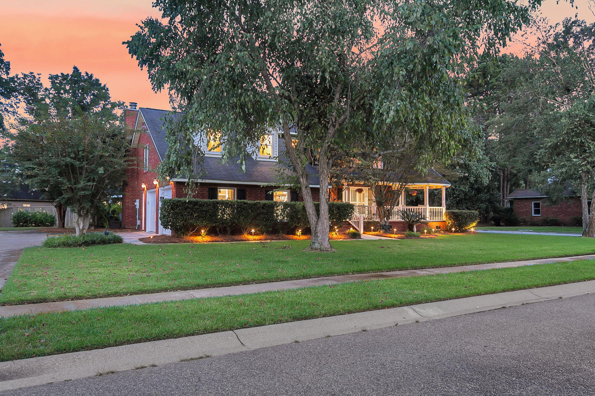 100 N Gateshead Crossing