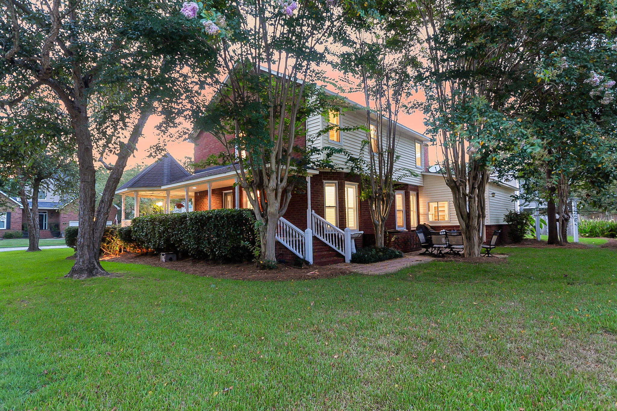 100 N Gateshead Crossing