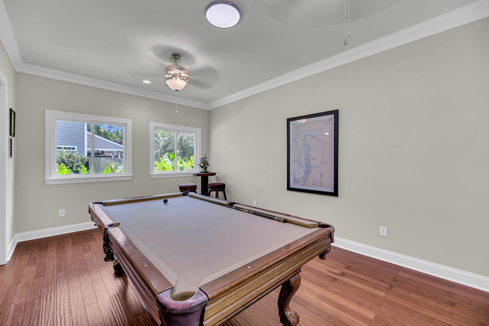 100 N Gateshead Crossing