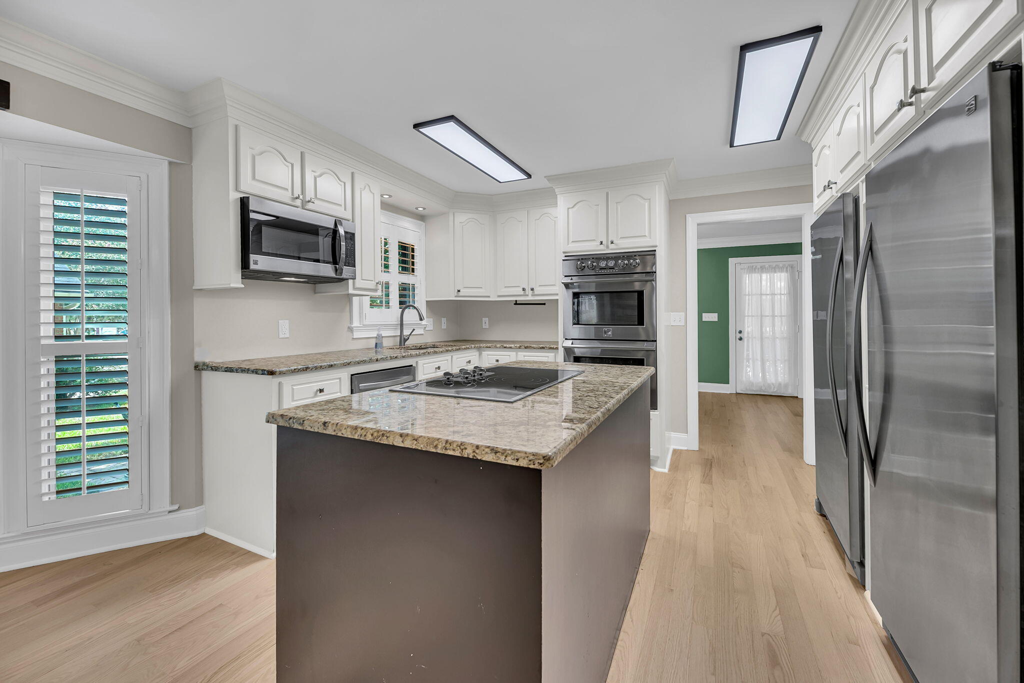 100 N Gateshead Crossing