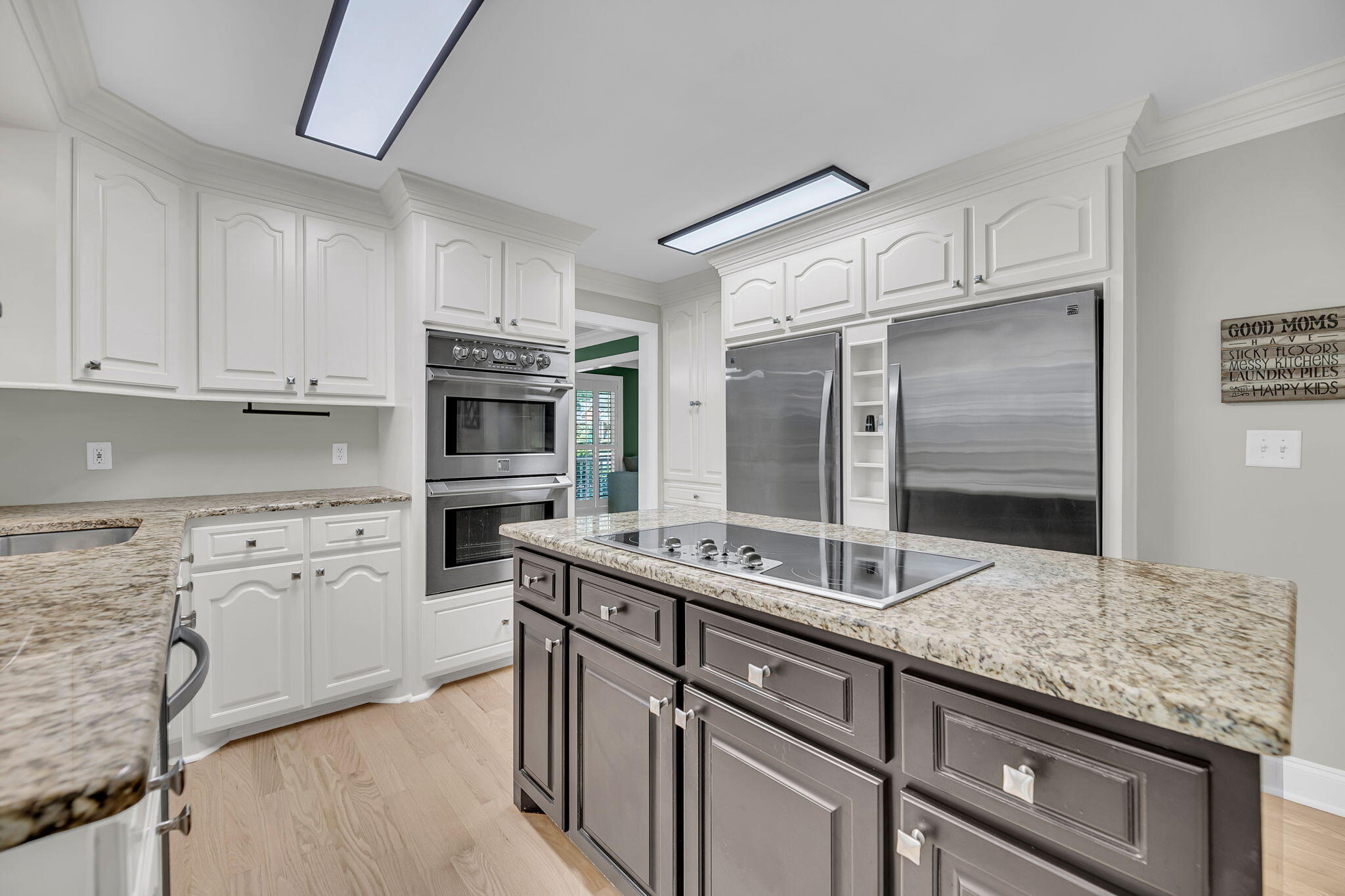 100 N Gateshead Crossing