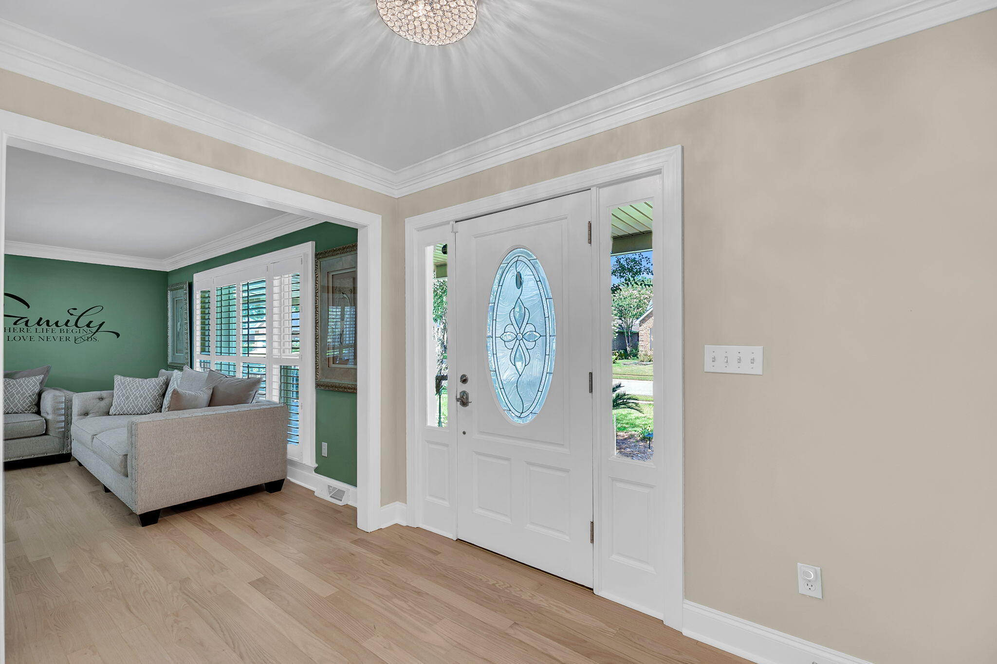 100 N Gateshead Crossing