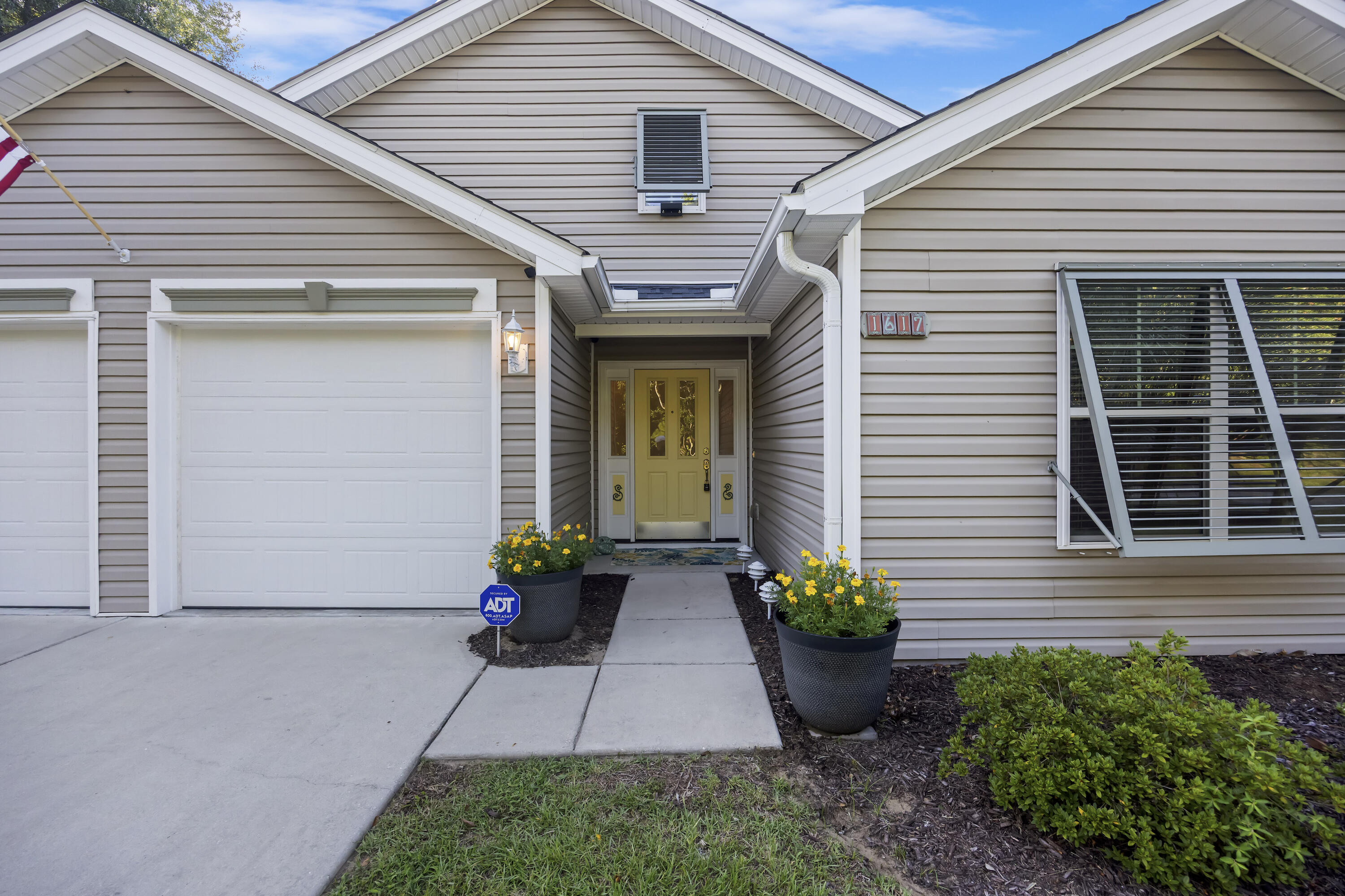 1617 Southwick Drive