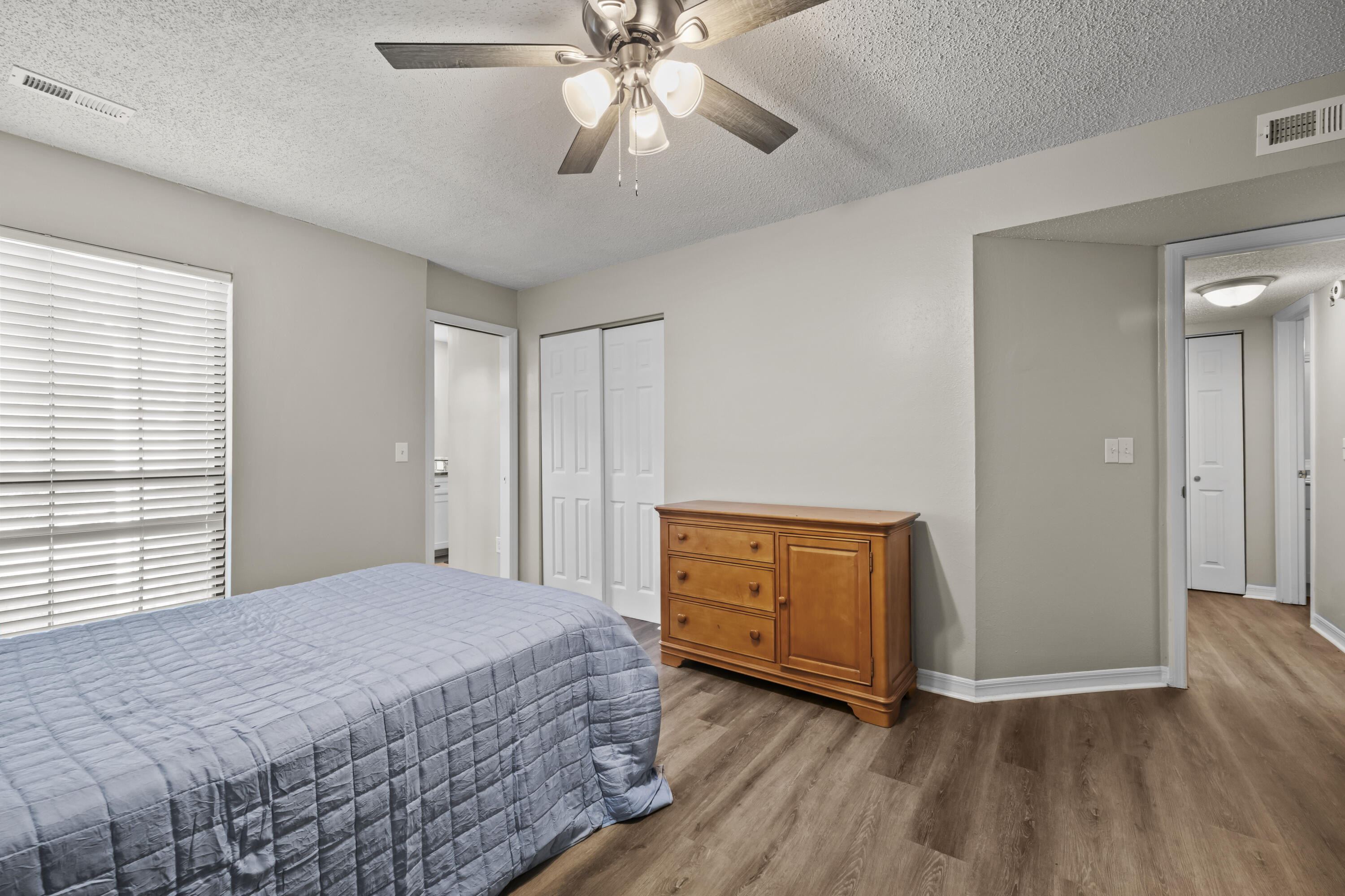 1866 Montclair Drive # C, Mount Pleasant Unit: 1866-C