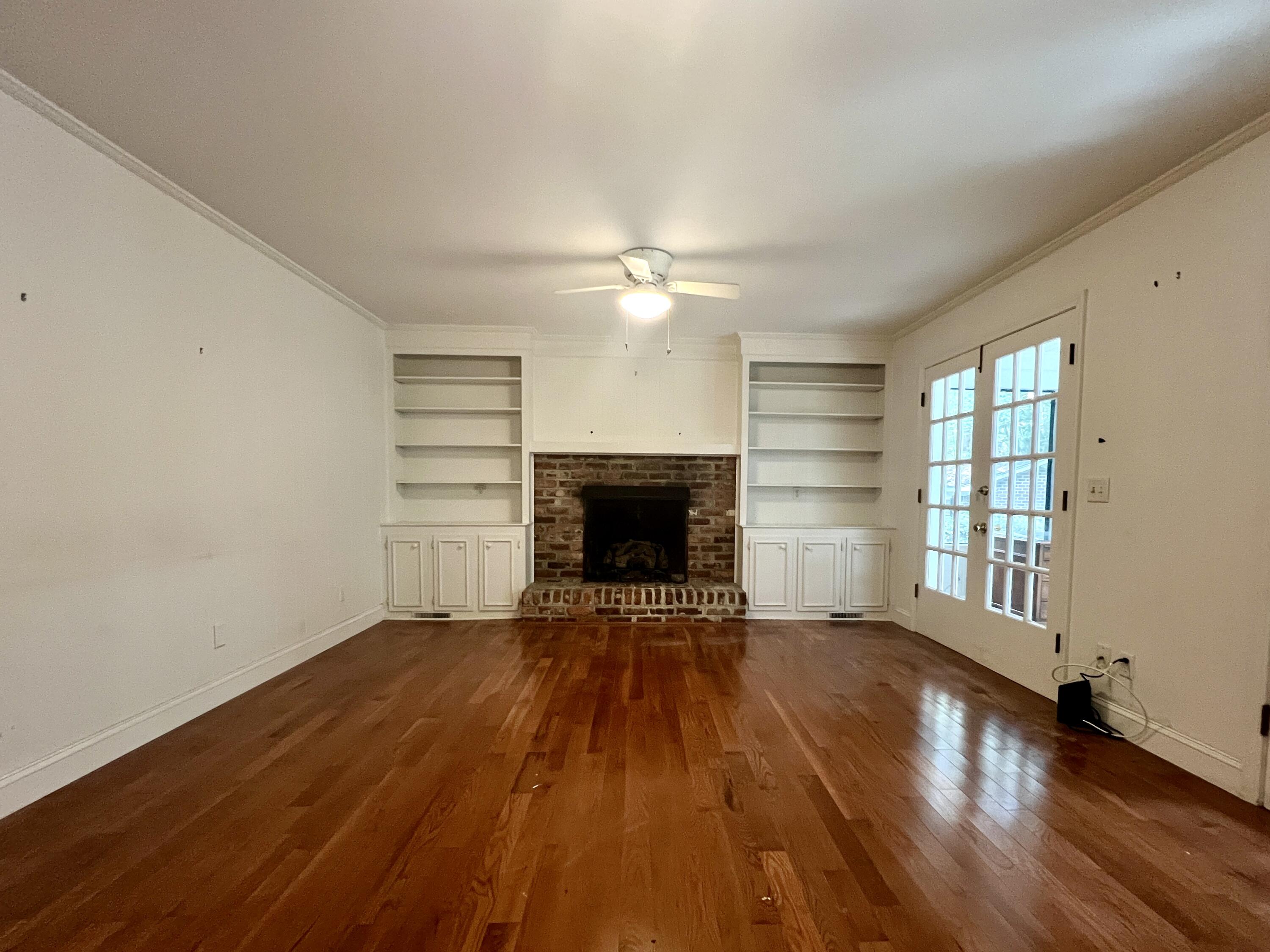 521 W Wimbledon Drive, Charleston