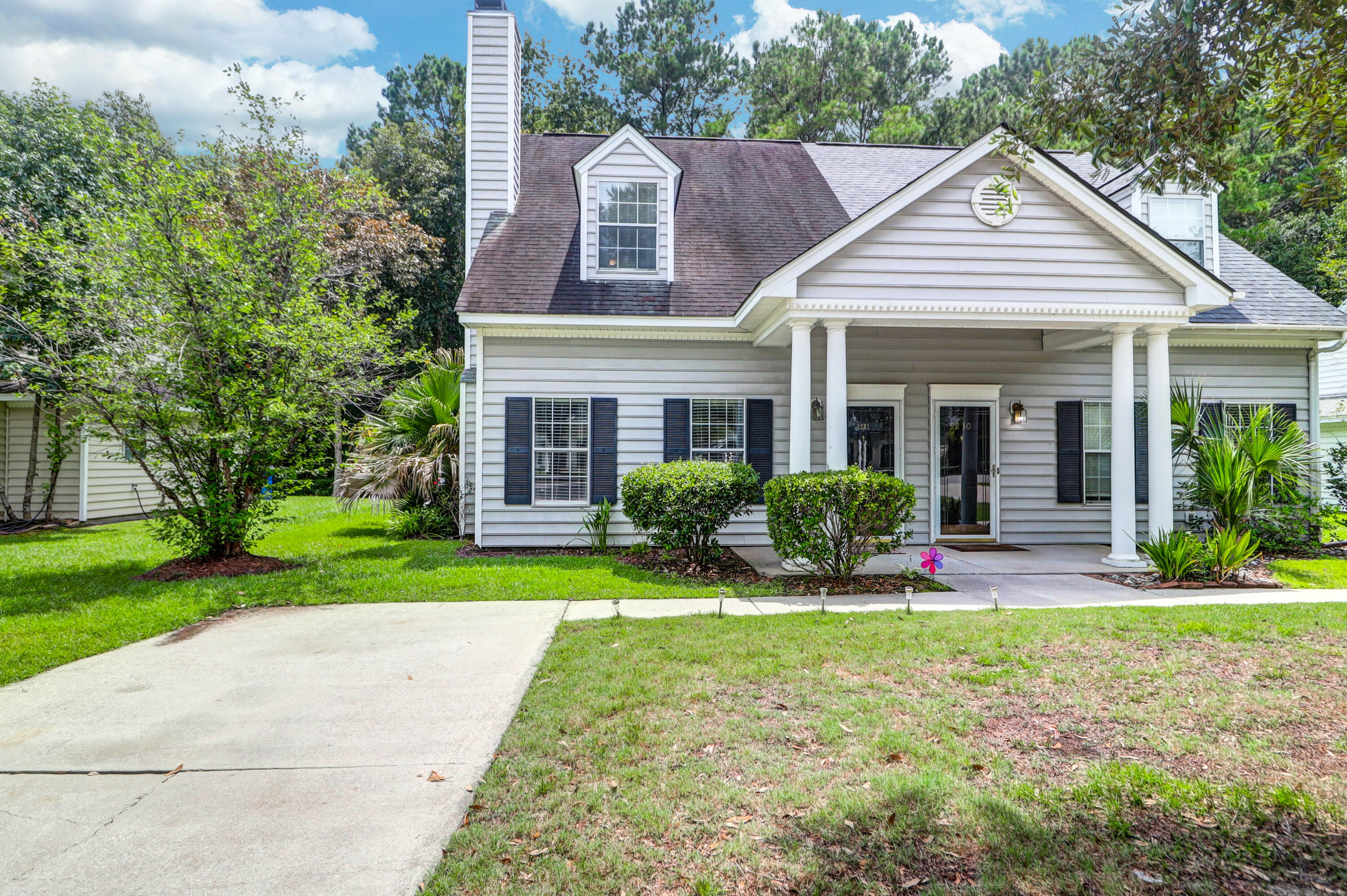 9232 Ayscough Road, Summerville