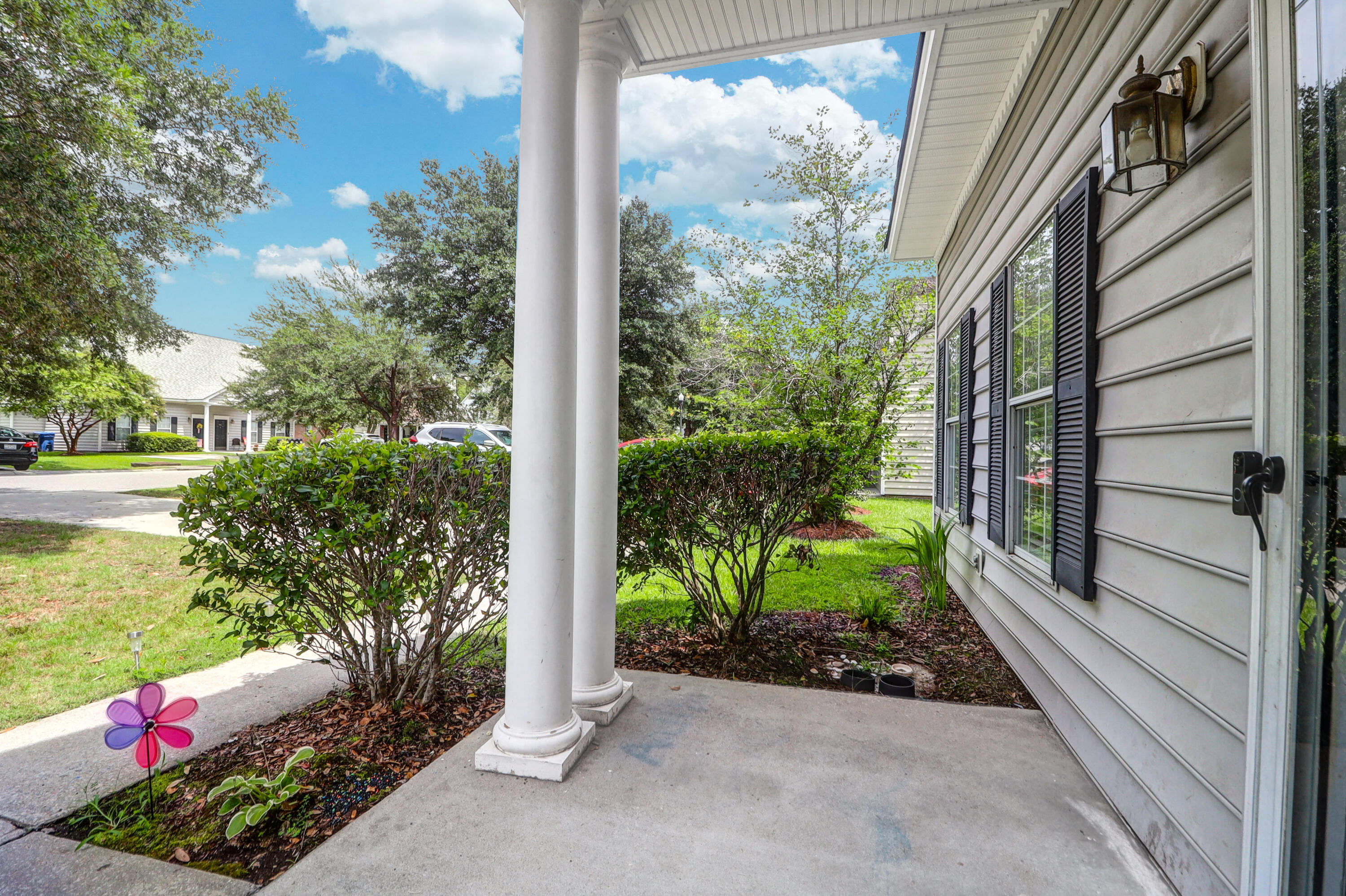 9232 Ayscough Road, Summerville