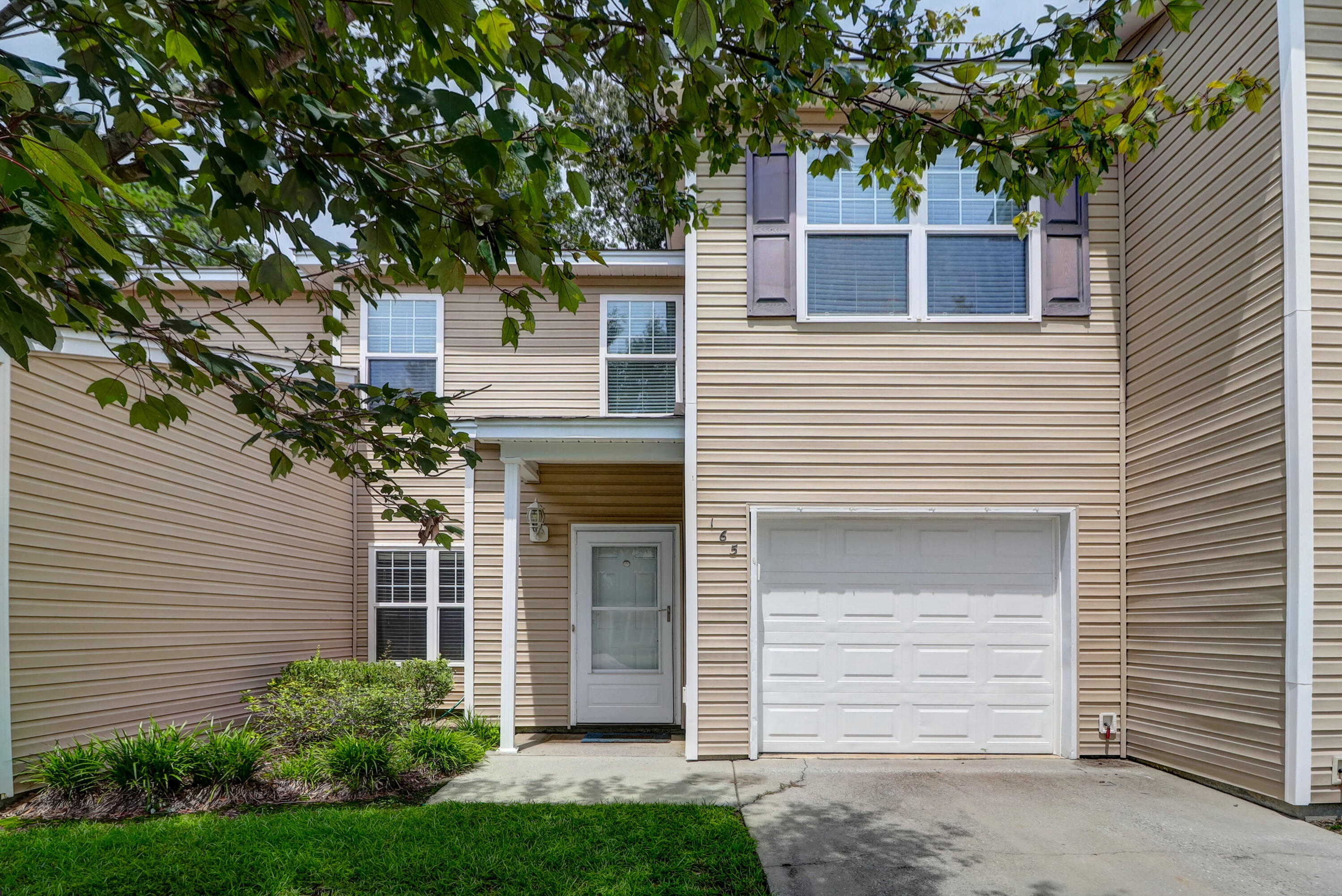 165 Grand Oaks Drive, Ladson