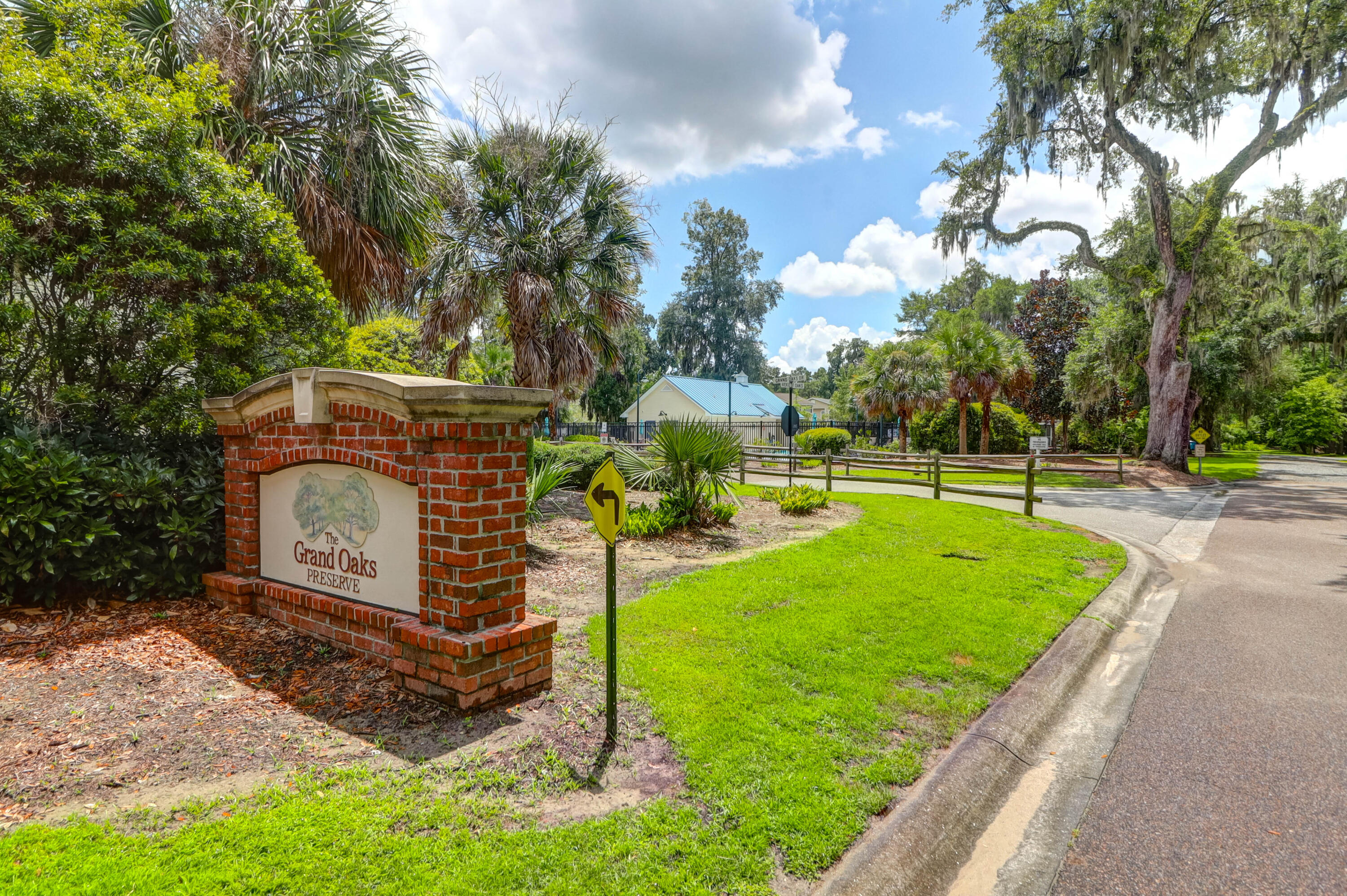 165 Grand Oaks Drive, Ladson