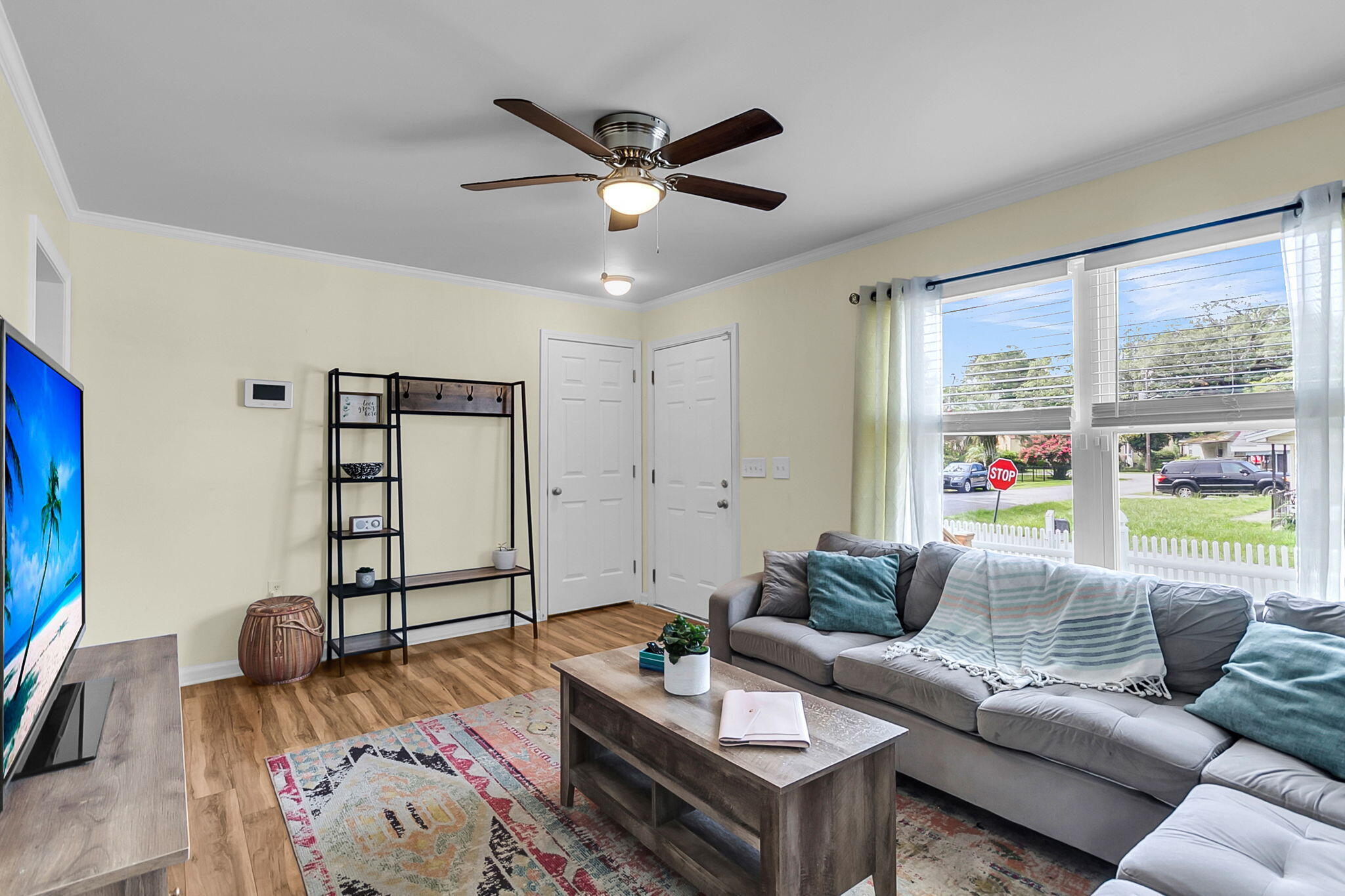 916 Hillsboro Drive, Charleston