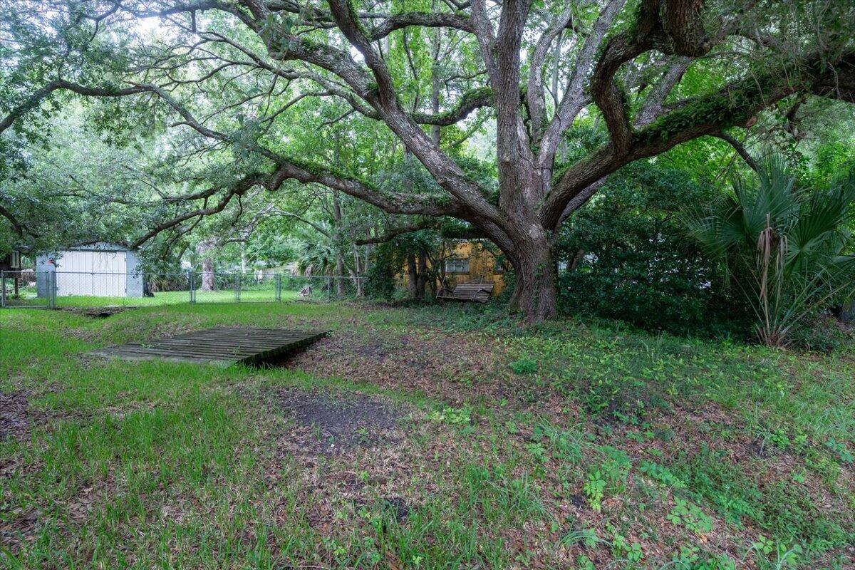 1618 Evergreen Street