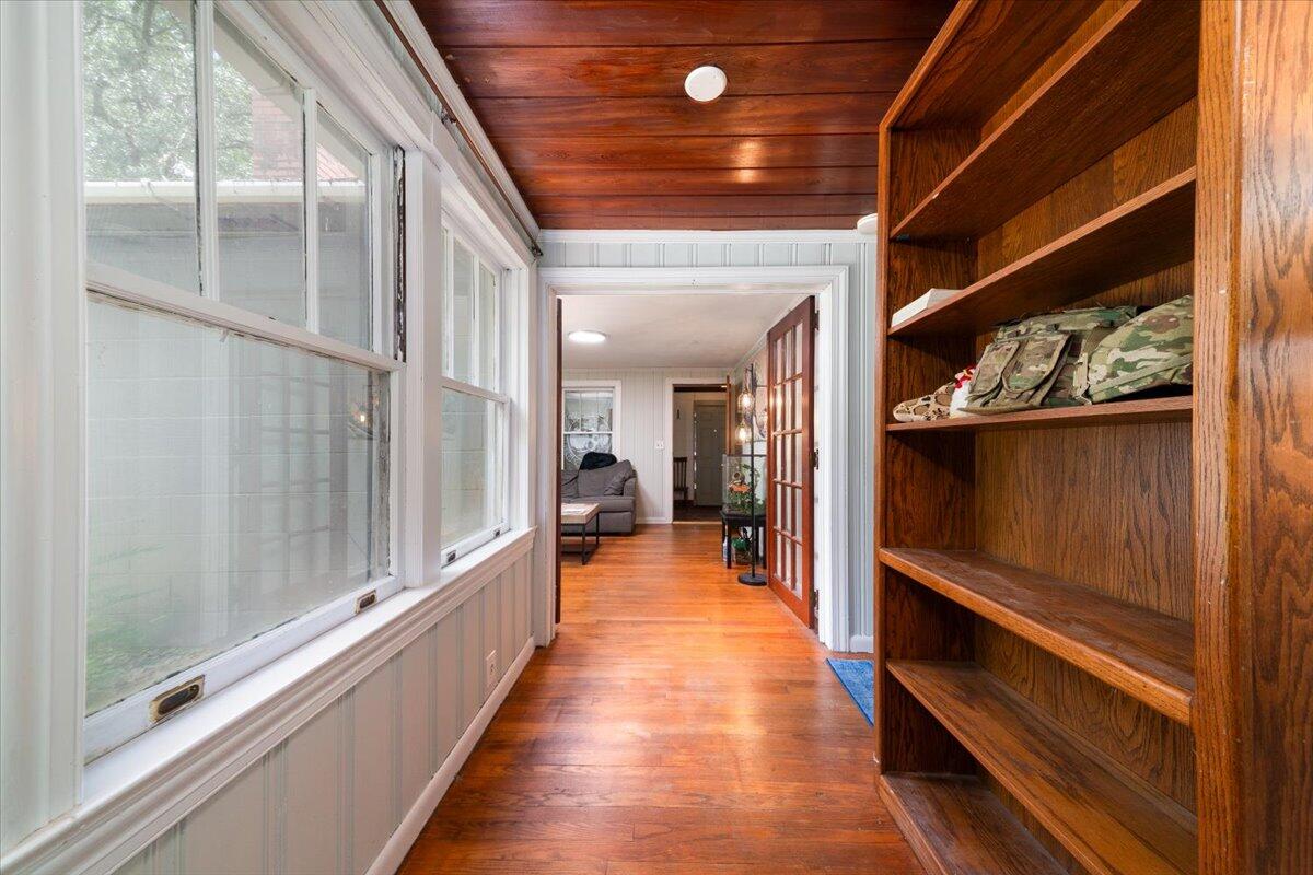 1618 Evergreen Street