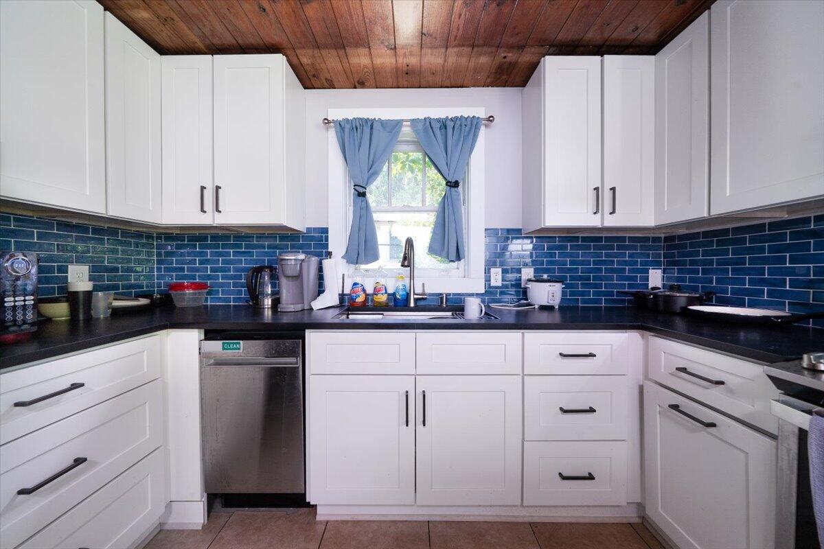 1618 Evergreen Street