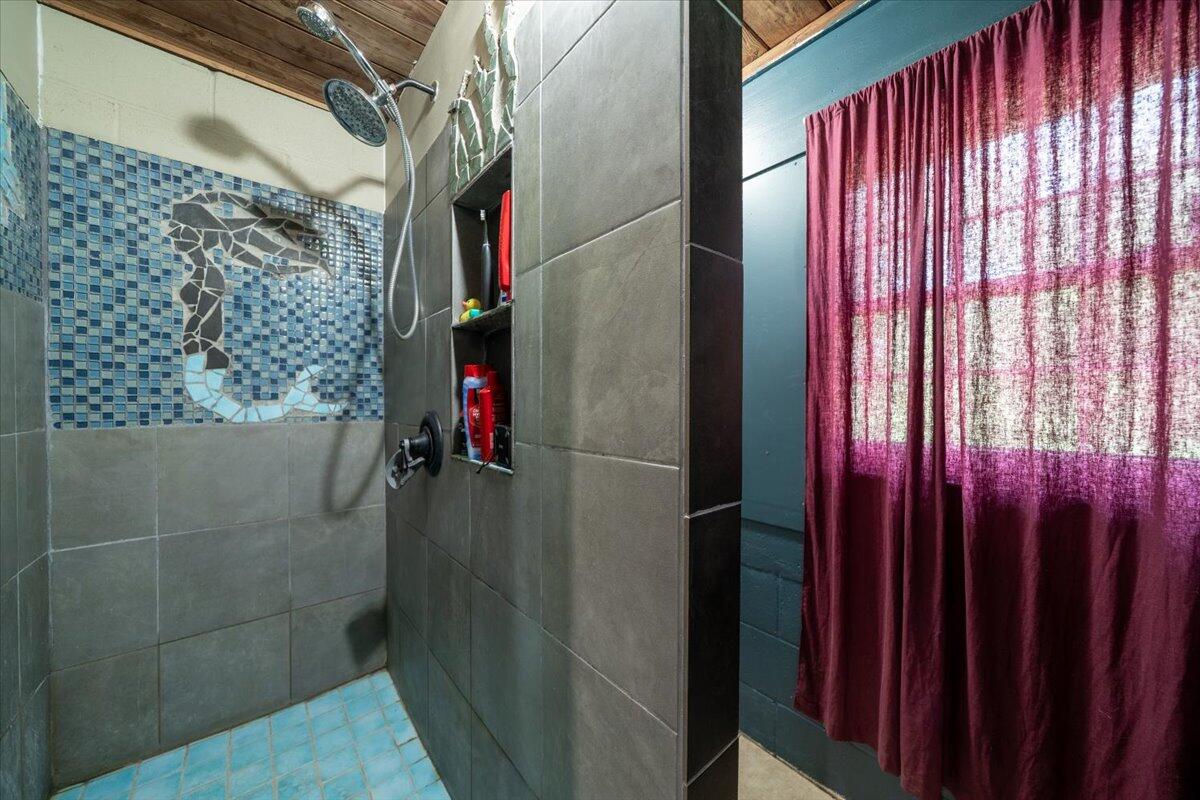 1618 Evergreen Street