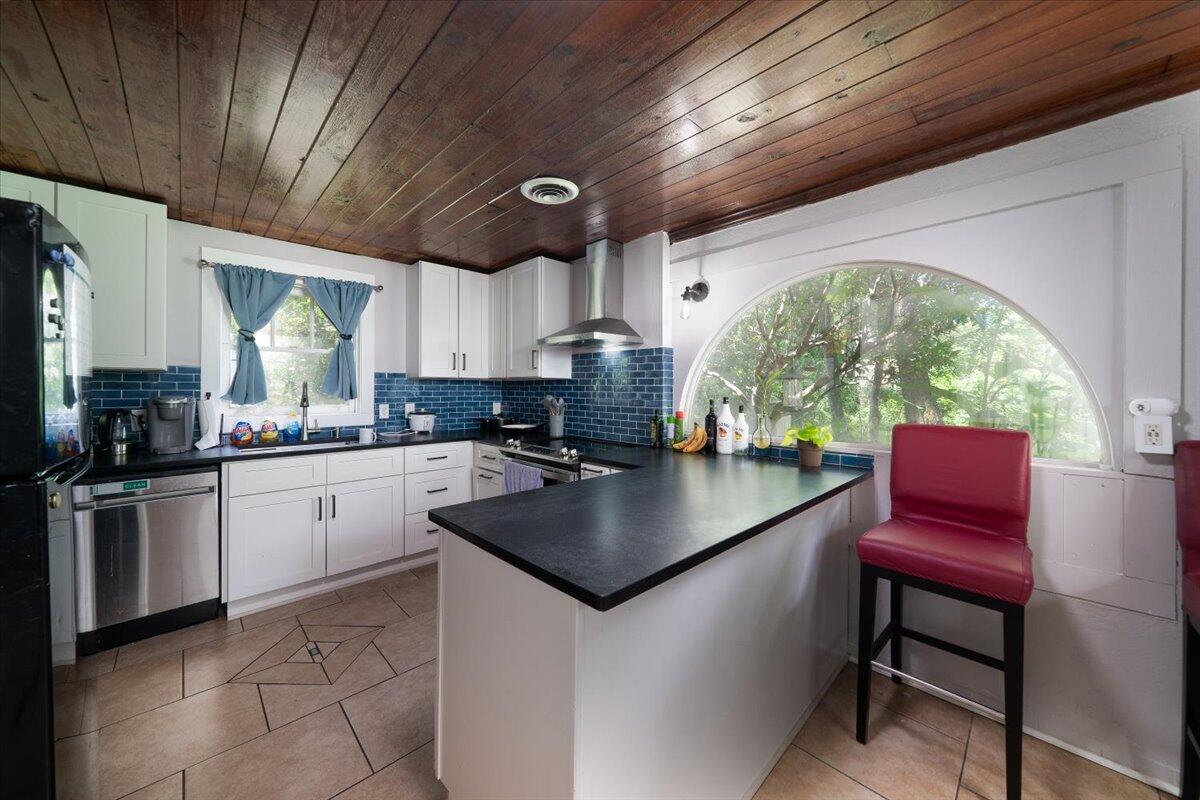 1618 Evergreen Street