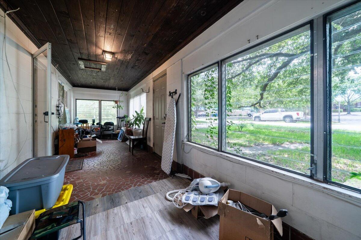 1618 Evergreen Street