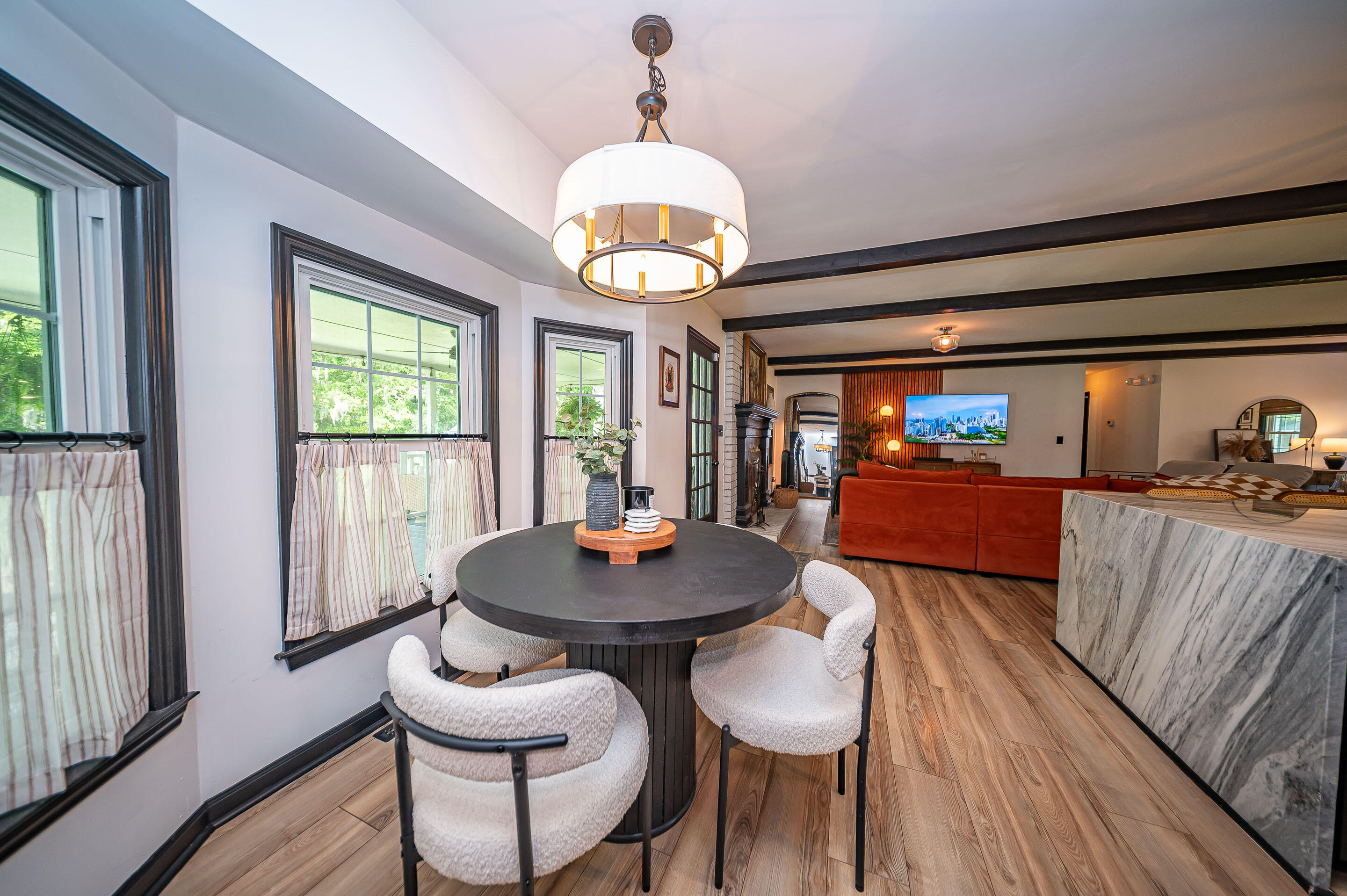 2943 Doncaster Drive