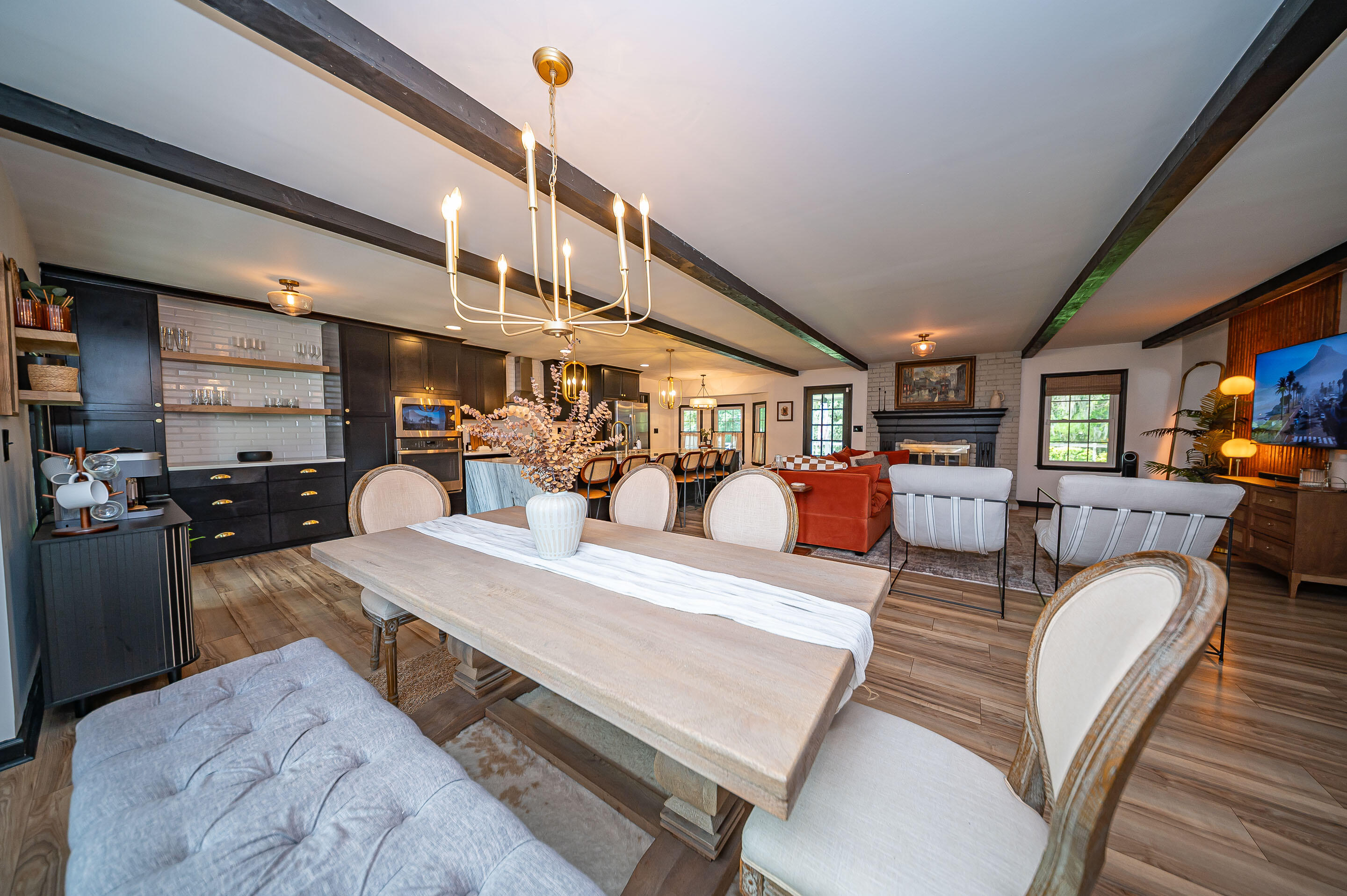 2943 Doncaster Drive