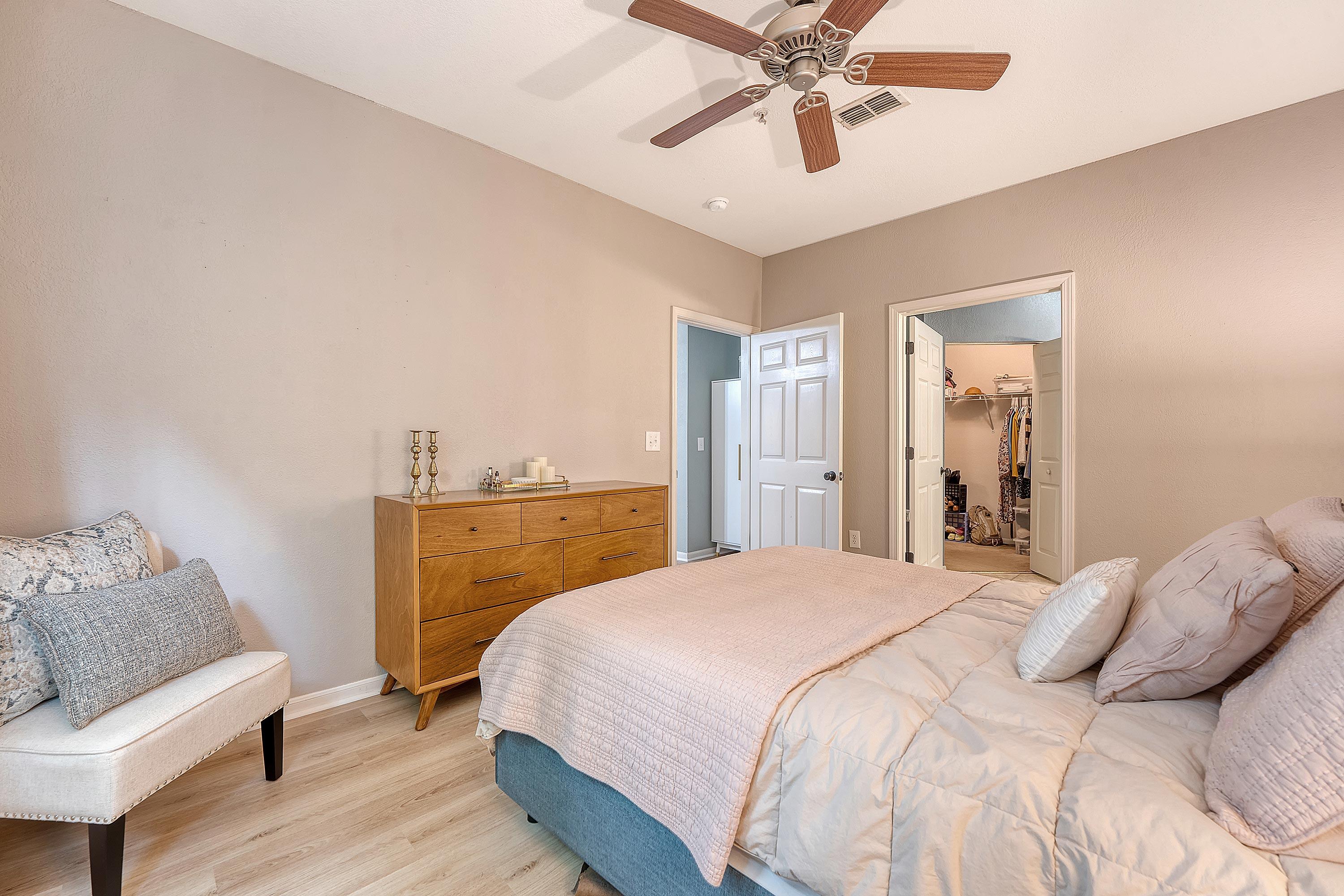 60 Fenwick Hall Allee # 925