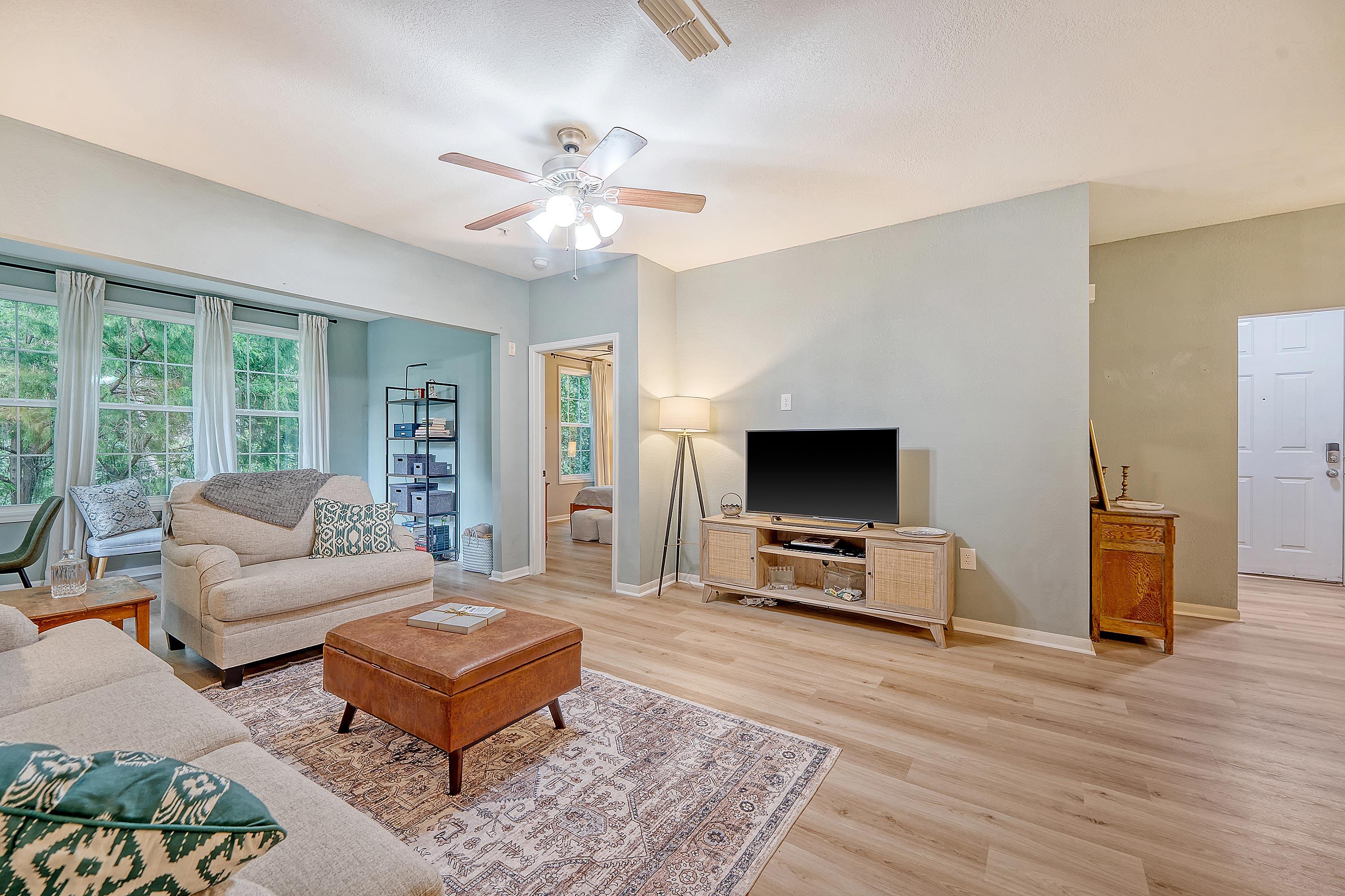 60 Fenwick Hall Allee # 925