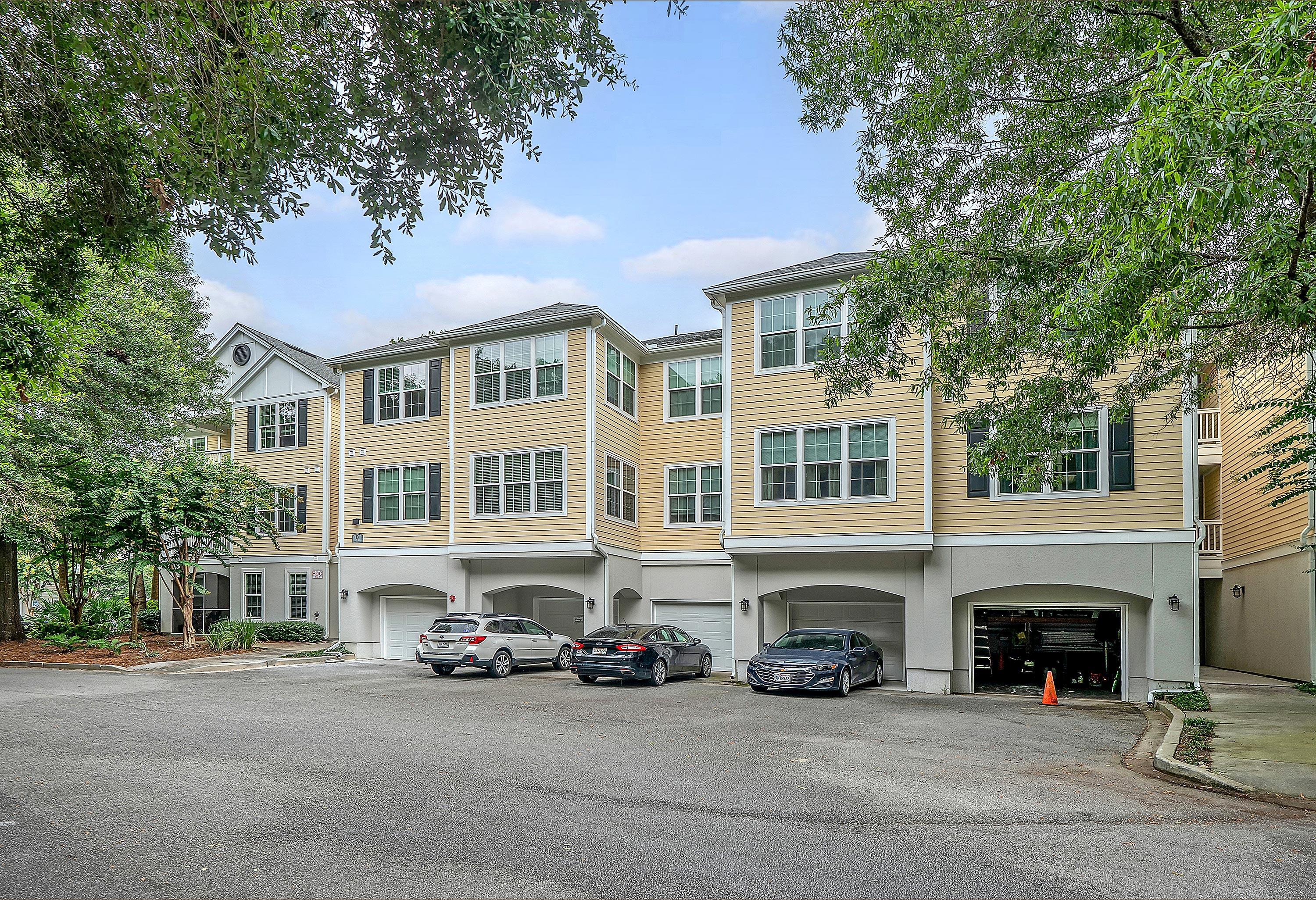 60 Fenwick Hall Allee # 925