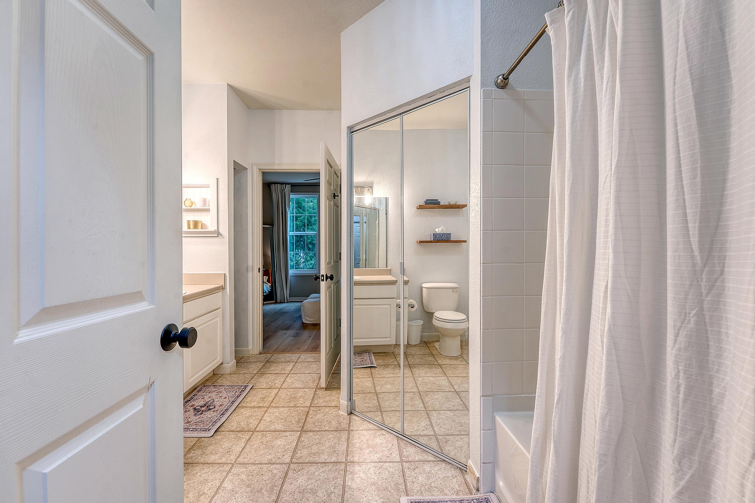 60 Fenwick Hall Allee # 925