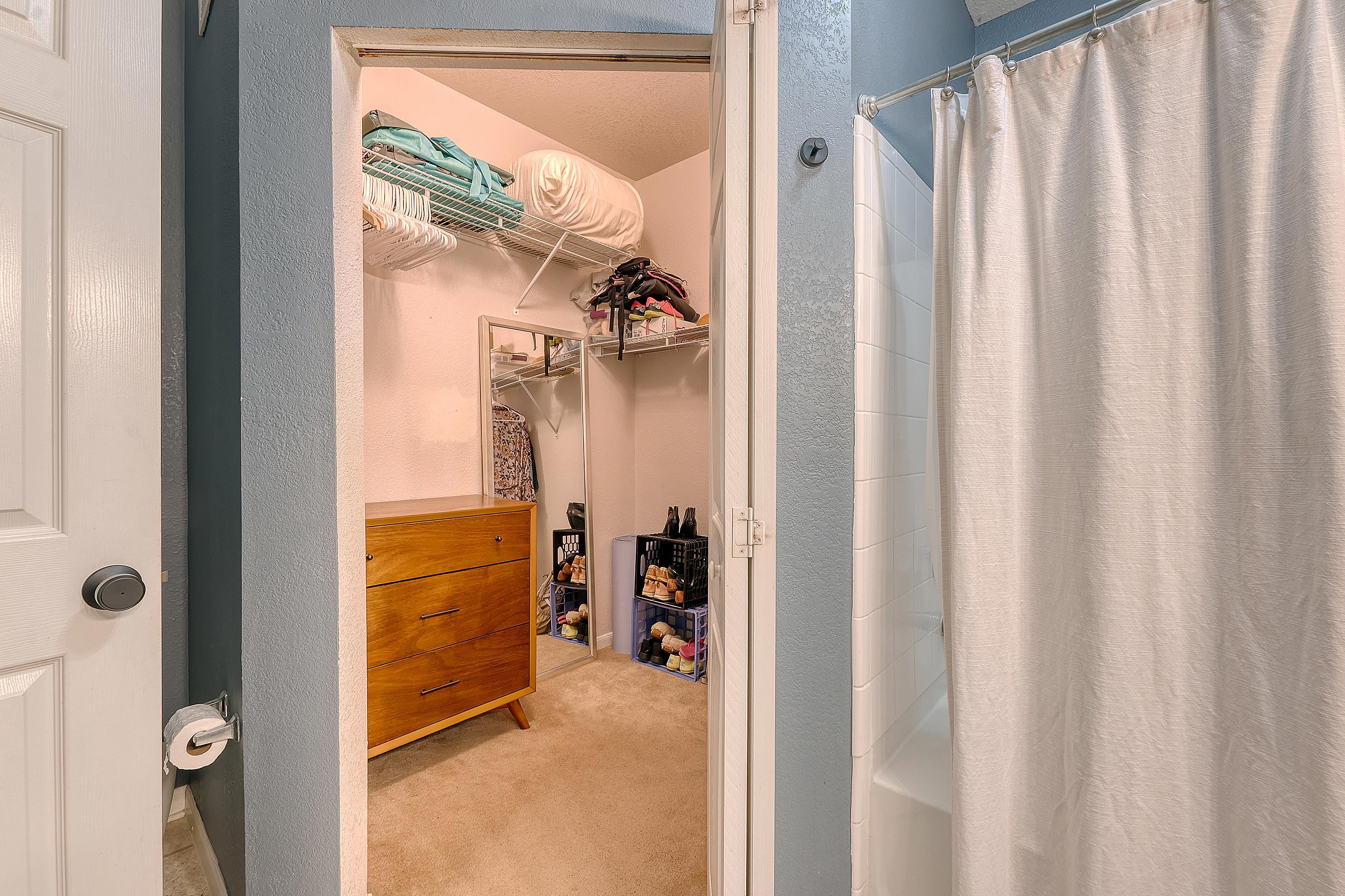 60 Fenwick Hall Allee # 925