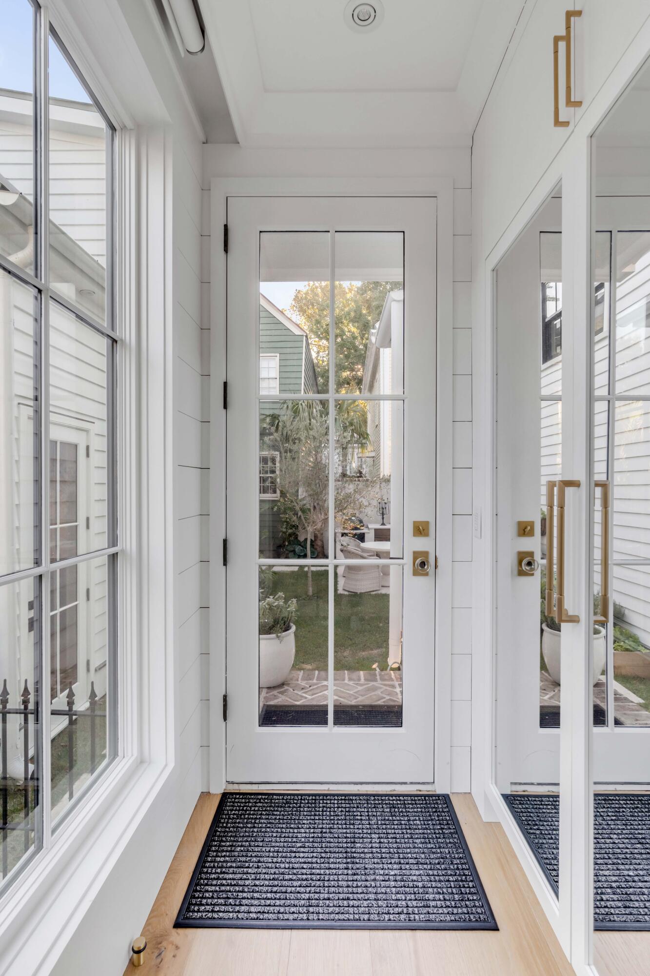 31 Rose Lane