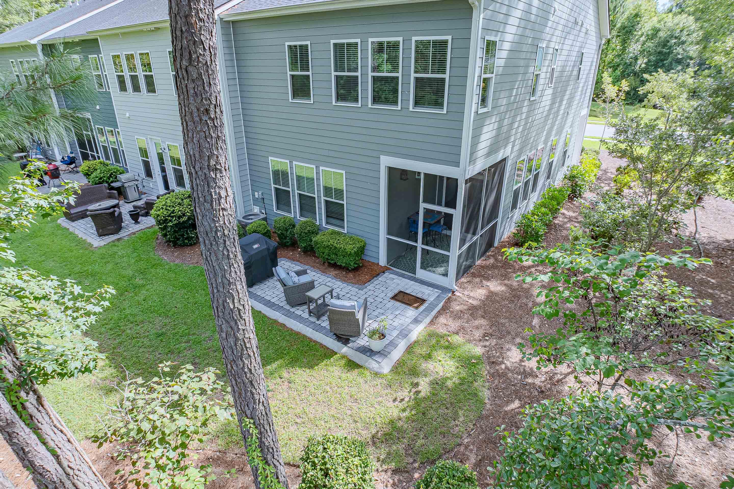 3010 Emma Lane