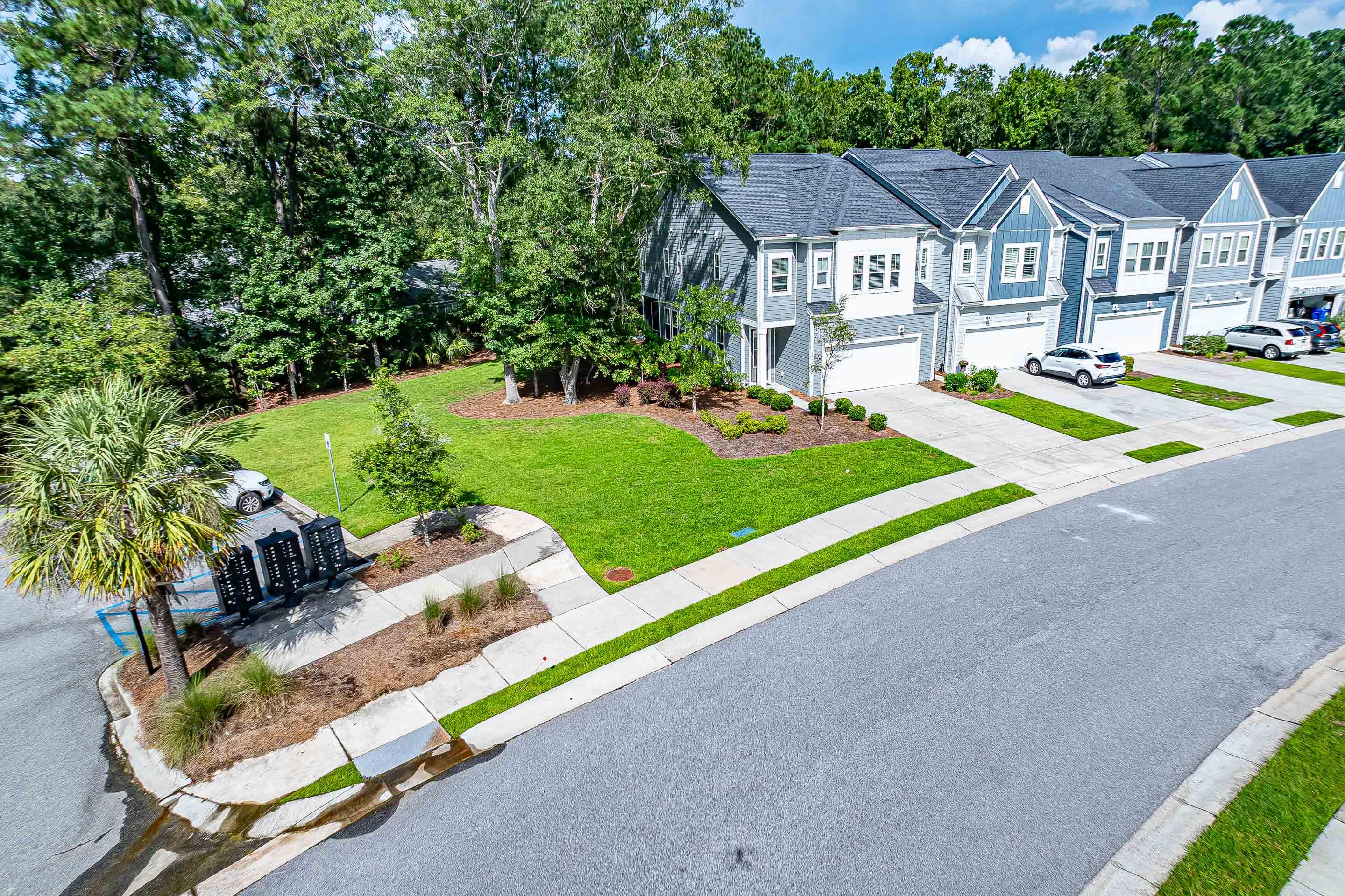 3010 Emma Lane