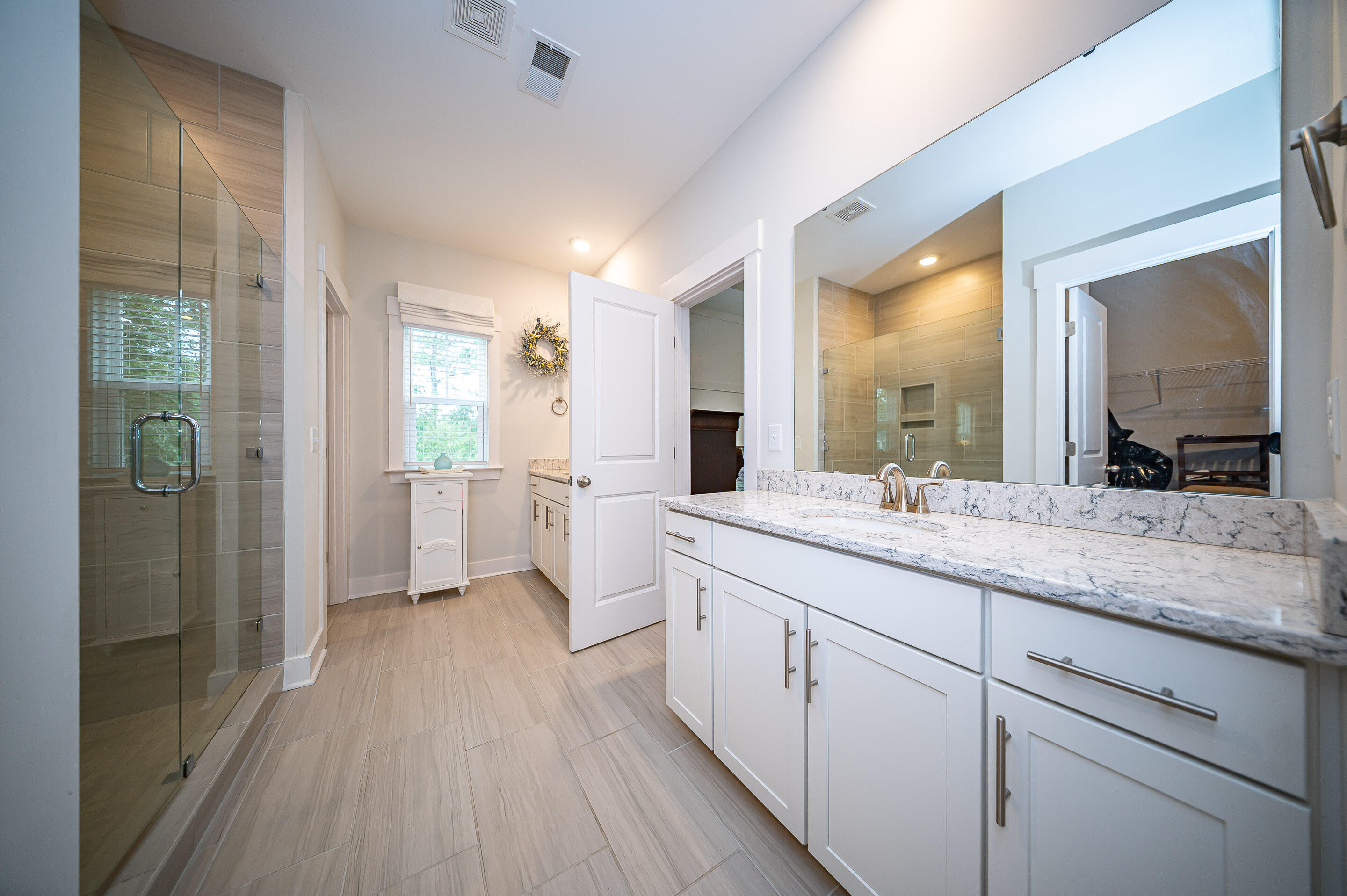 3010 Emma Lane