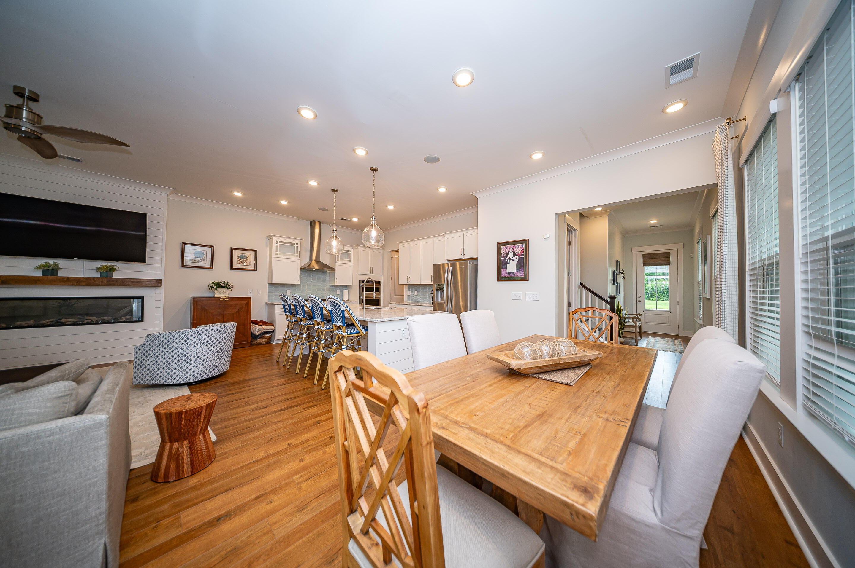3010 Emma Lane