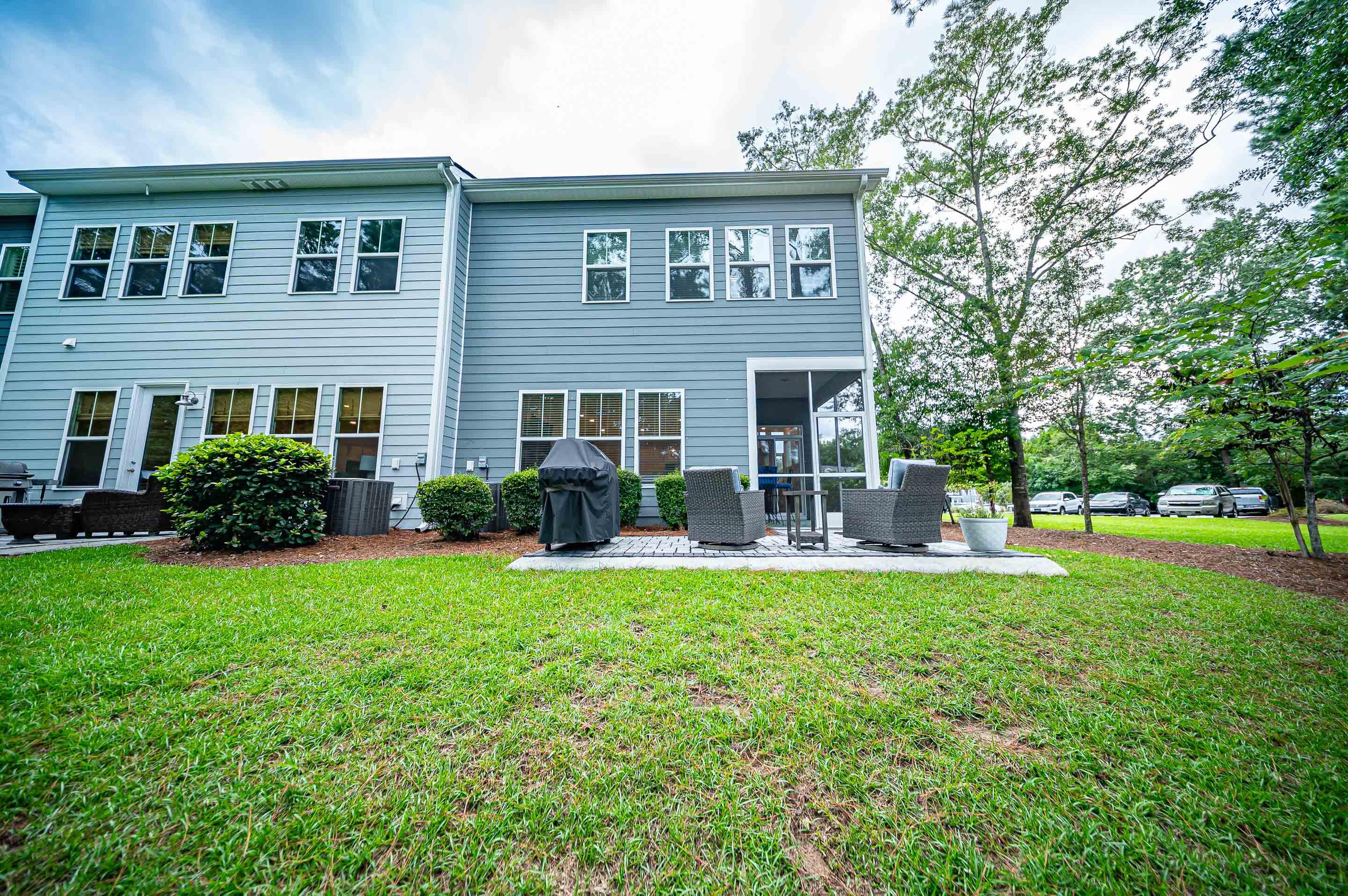 3010 Emma Lane
