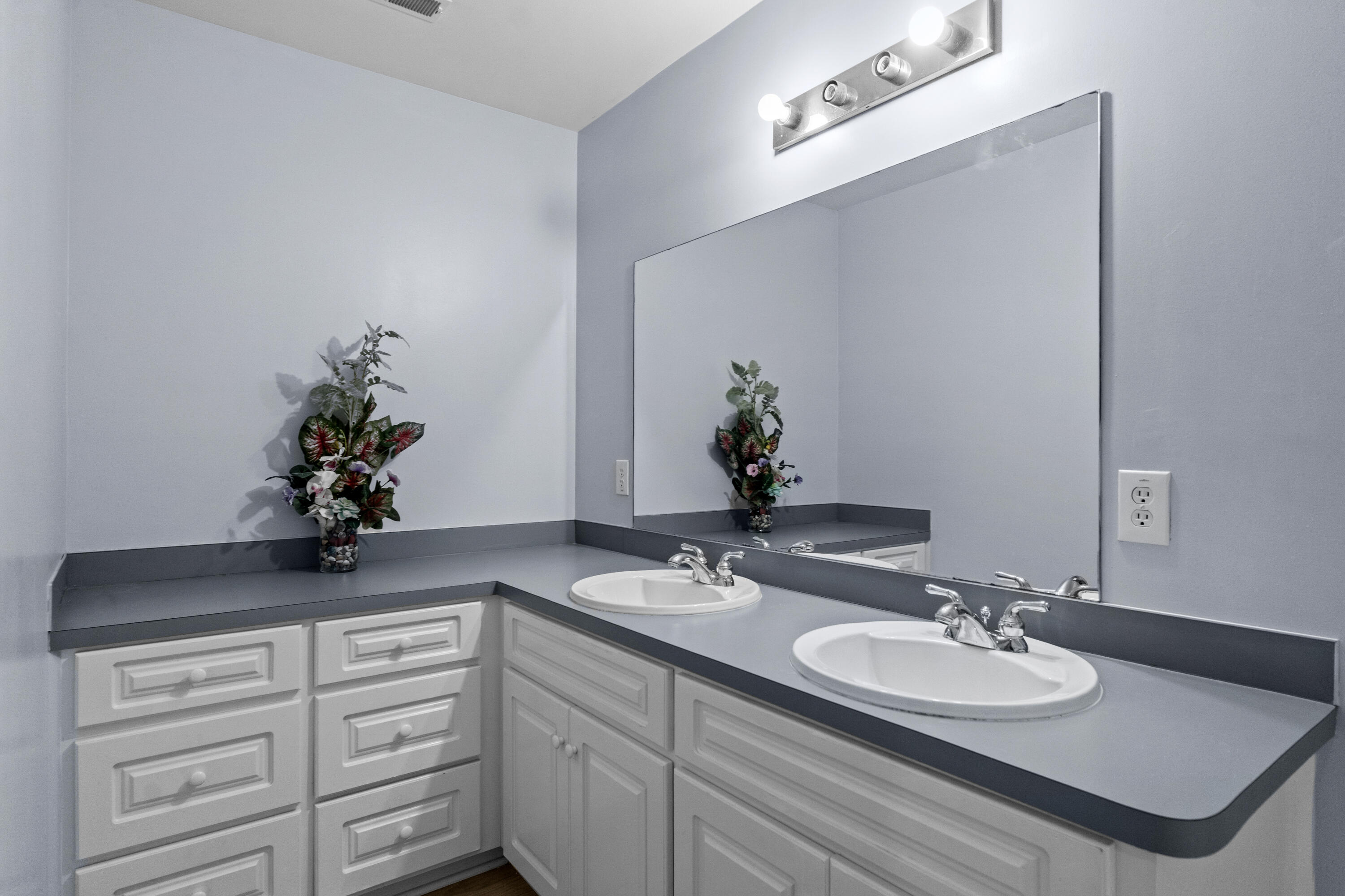 115 Merrimack Boulevard