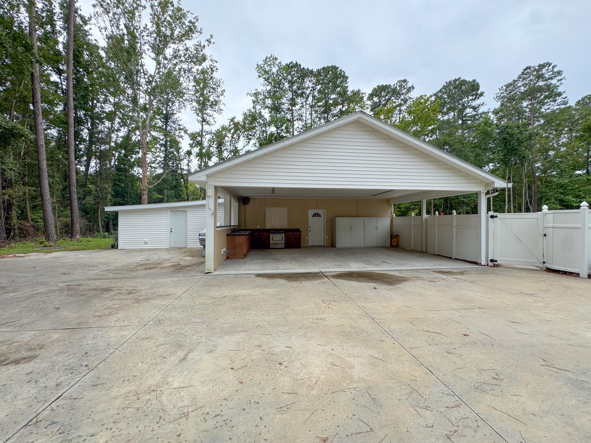 110 Woodland Avenue