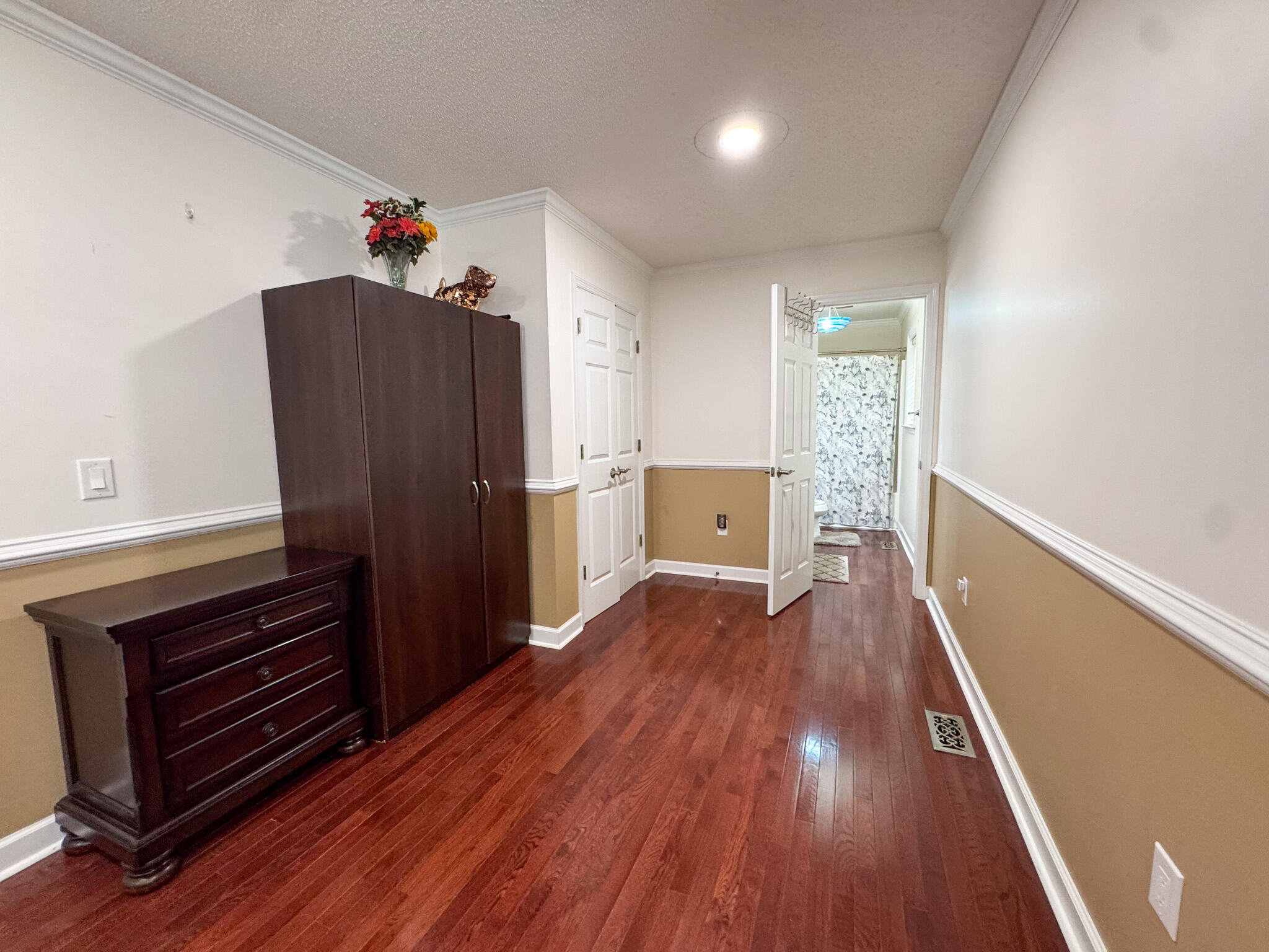 110 Woodland Avenue