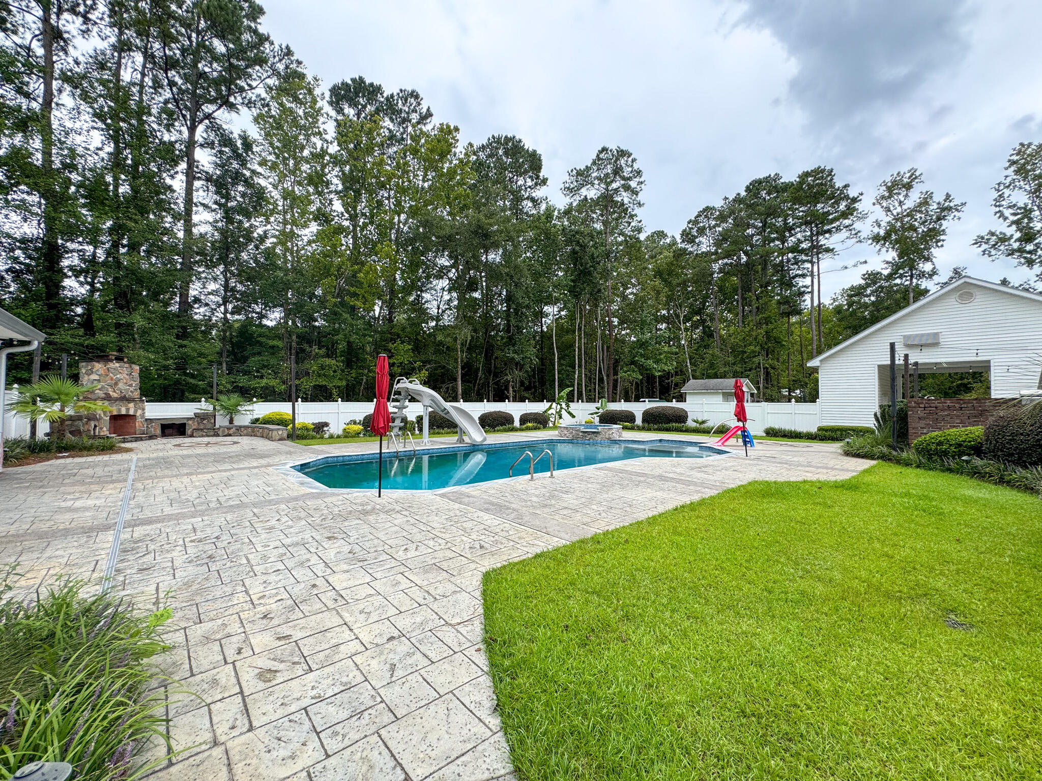 110 Woodland Avenue