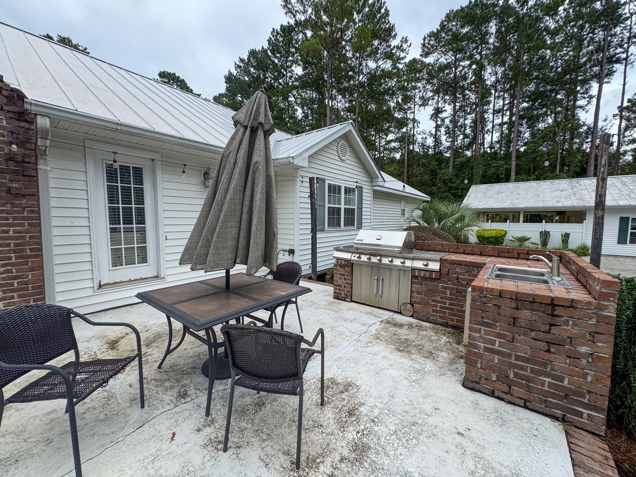110 Woodland Avenue