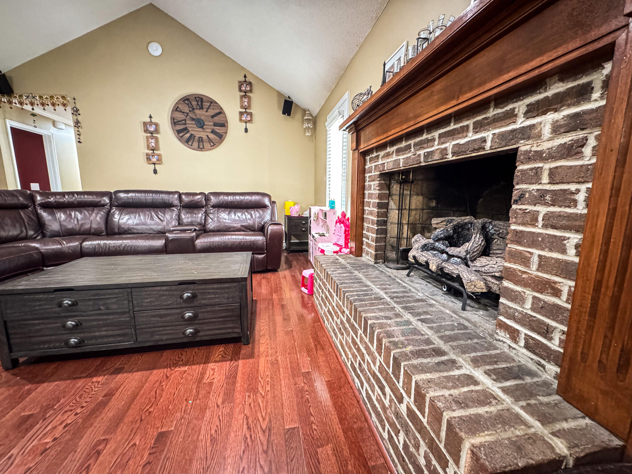 110 Woodland Avenue