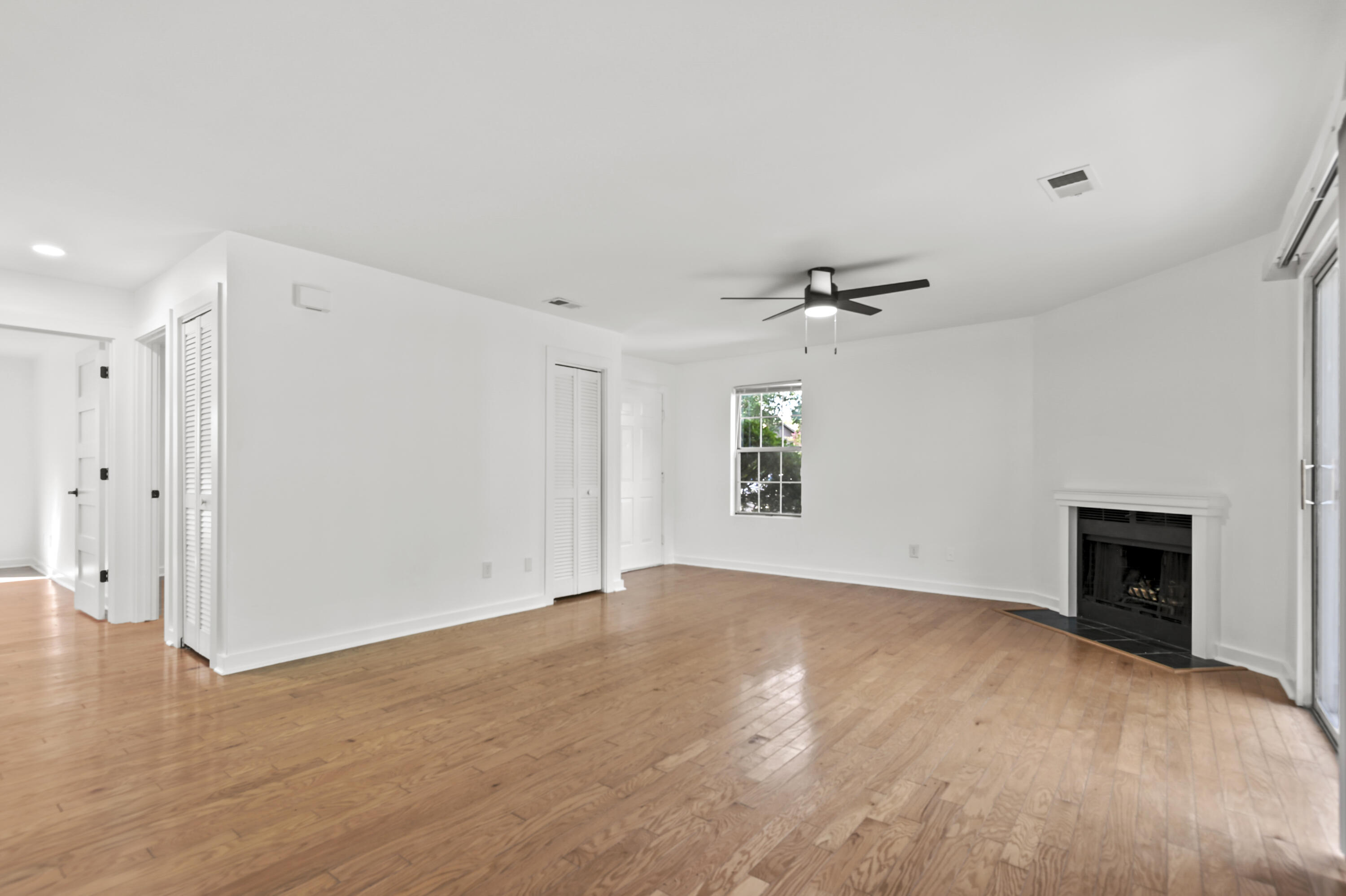 7920 Parklane Court # A, North Charleston Unit: A