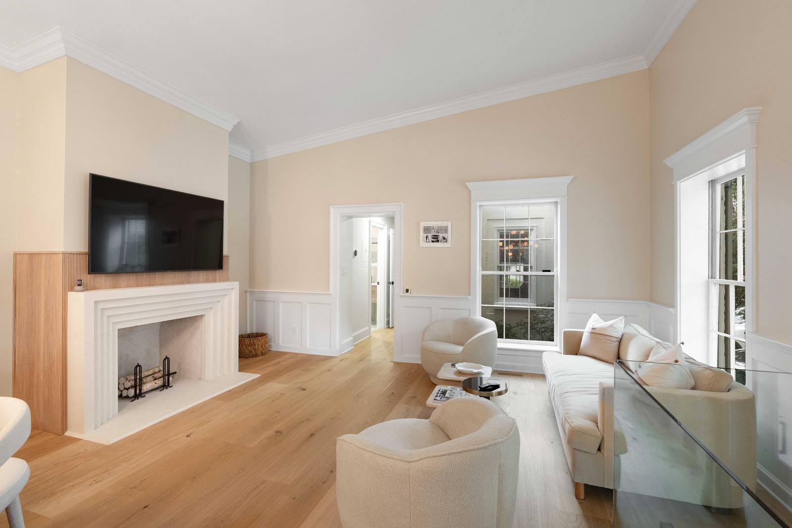7 Pitt Street # 2