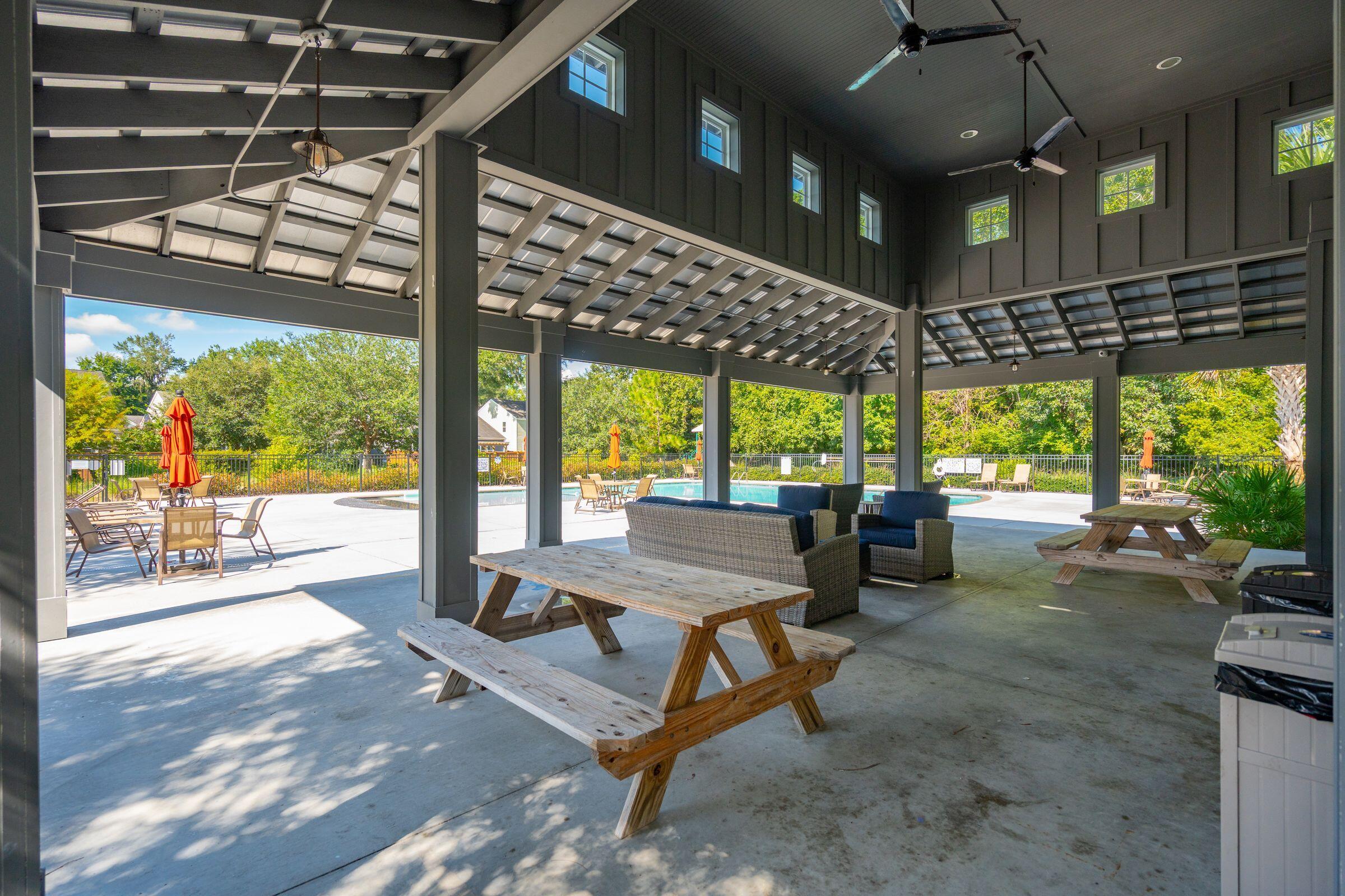 2961 Bella Oaks Drive, Mount Pleasant