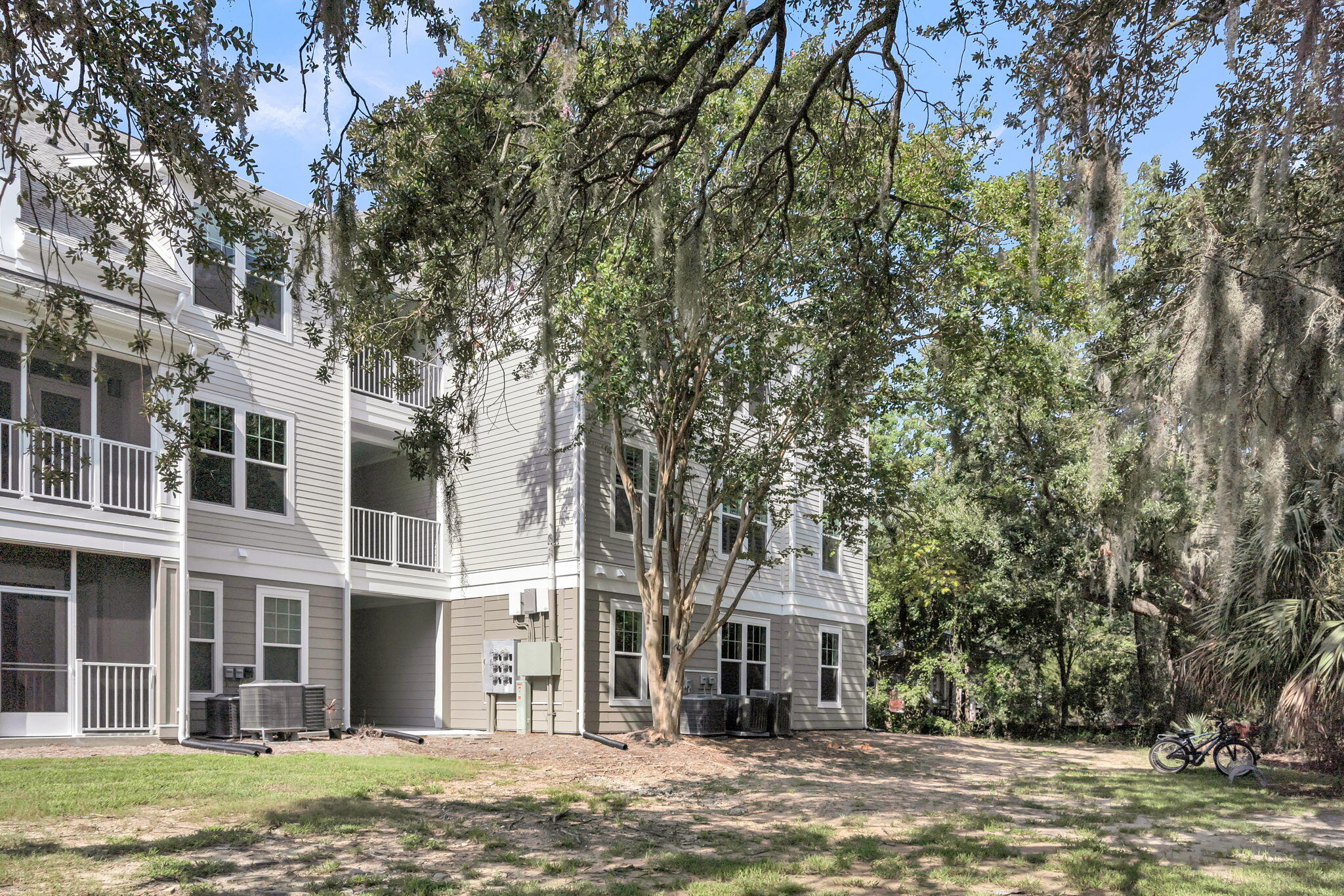 130 River Landing Drive # 8203